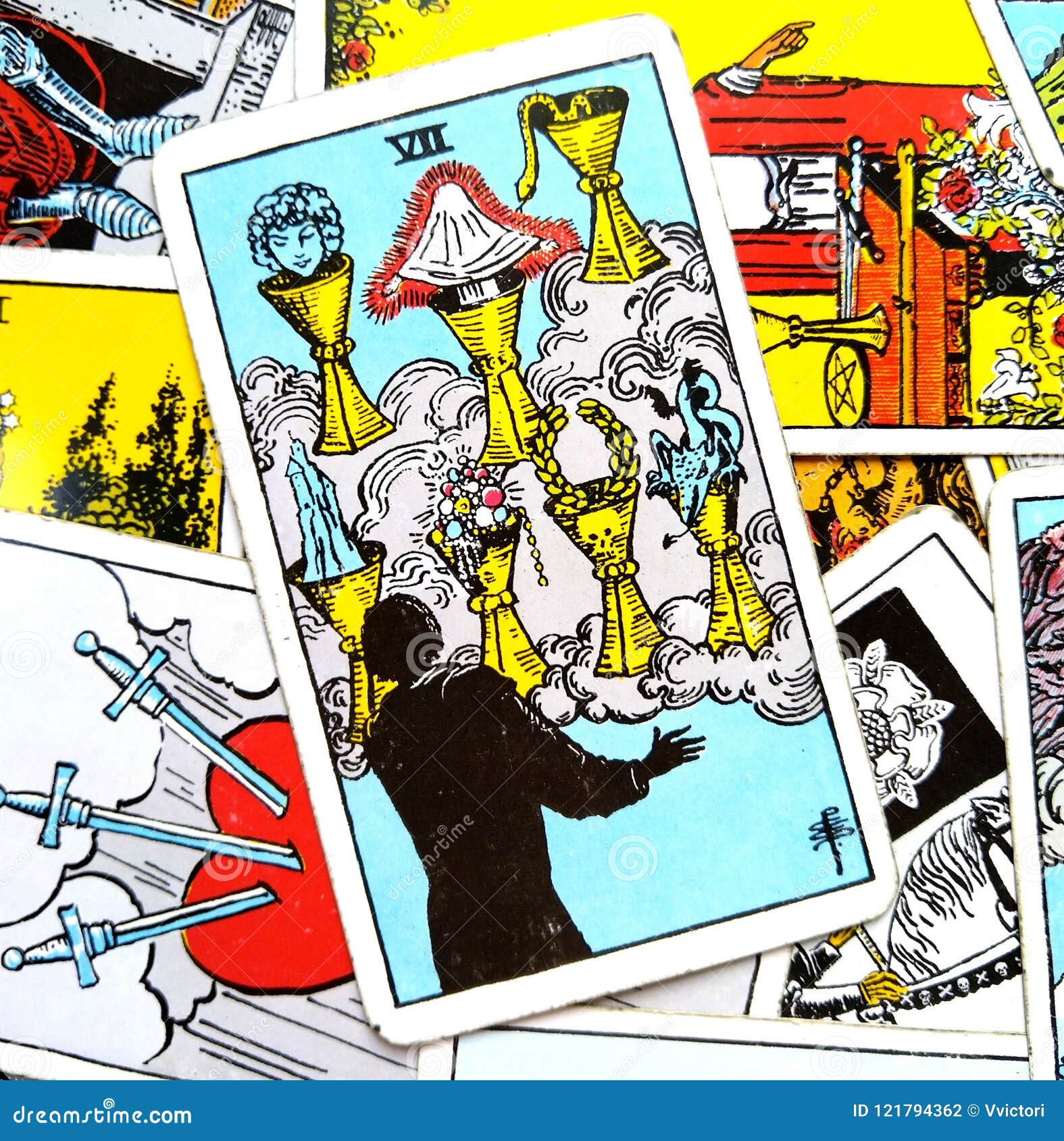 Op Ødelæggelse spiralformet The Seven VII of Cups Tarot Card Stock Illustration - Illustration of  hallucinations, priorities: 121794362