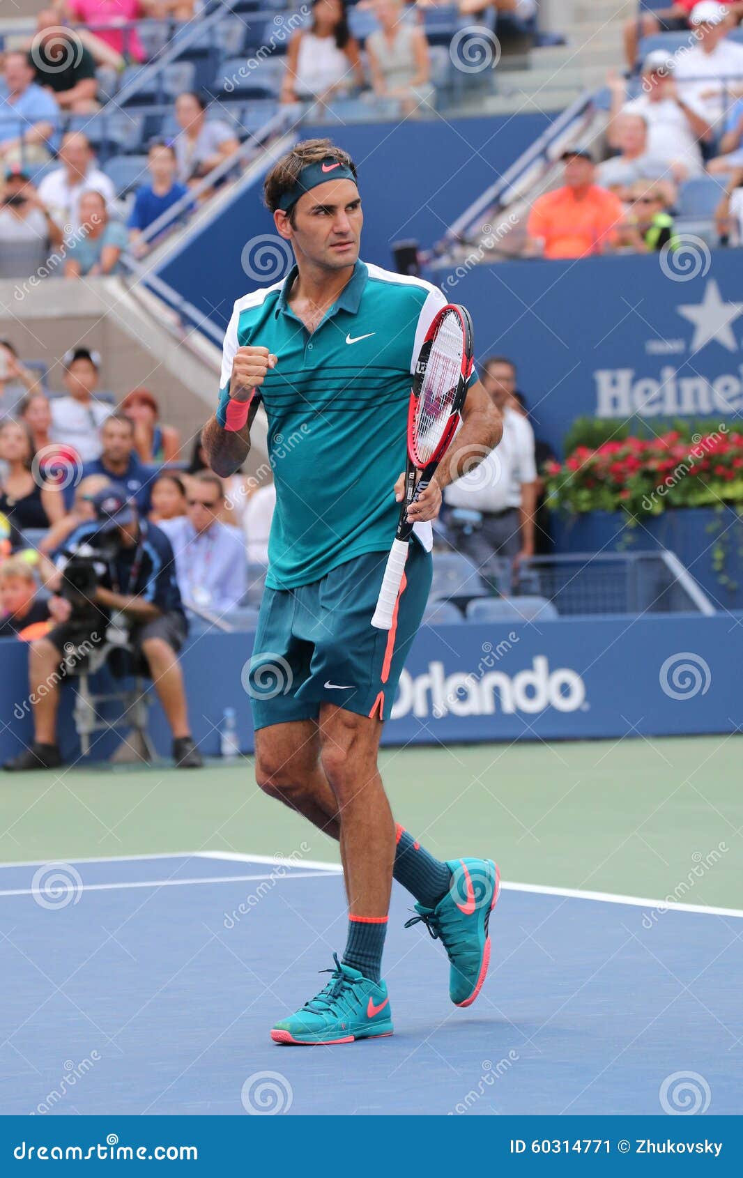 seventeen-times-grand-slam-champion-roger-federer-switzerland-celebrates-victory-first-round-us-open-new-york-september-60314771.jpg