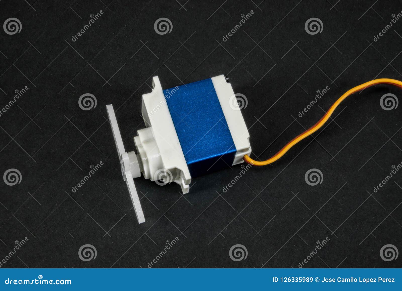electrobic servos for robots