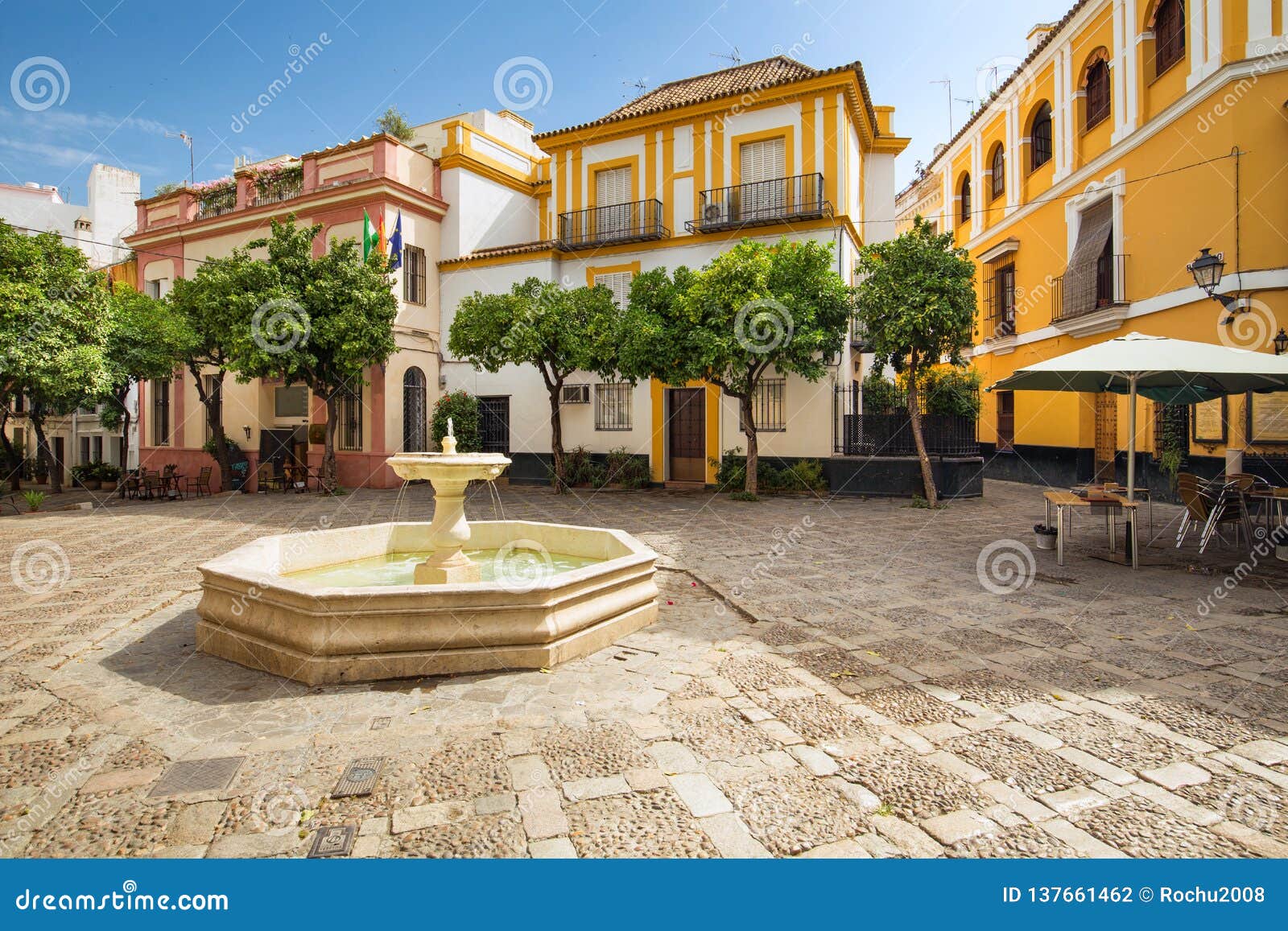 sevilla in andalusia, spain - architecture barrio santa cruz district