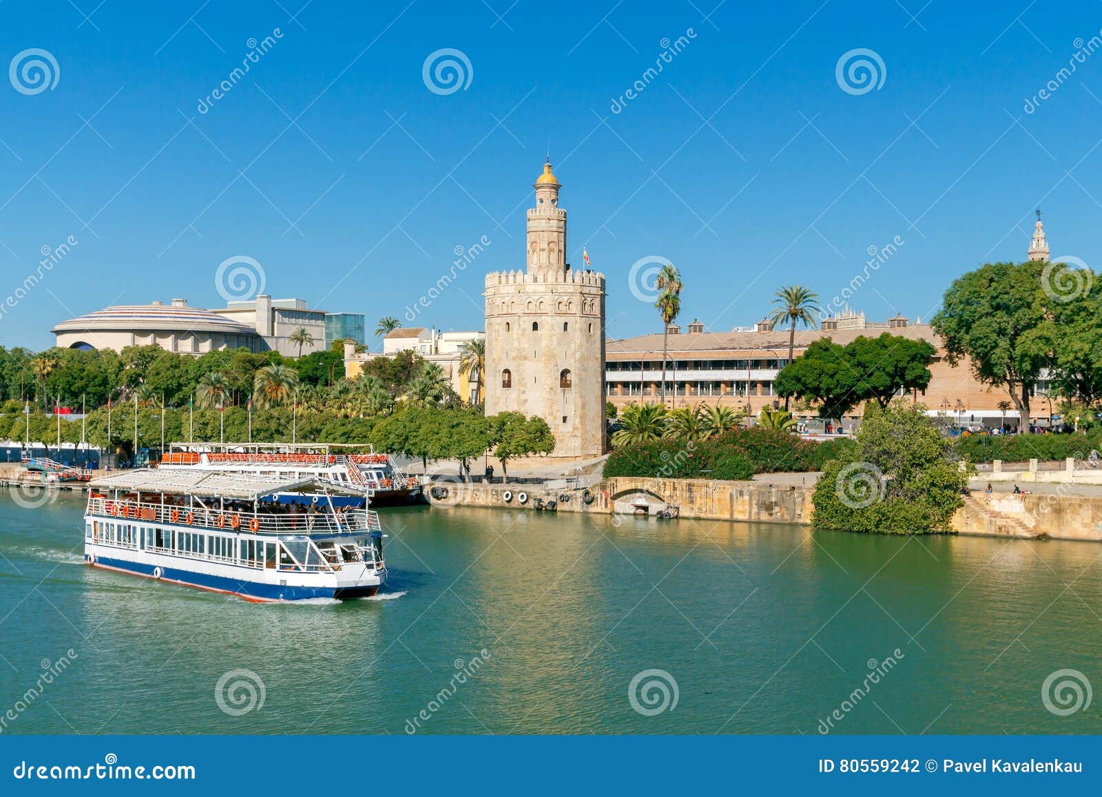 Sevilla Torre de oro foto de archivo. Imagen de andaluz - 80559242