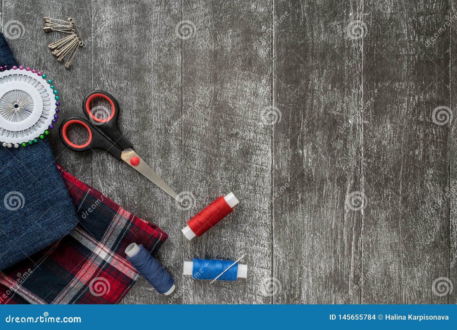 16,653 Sewing Pin Stock Photos - Free & Royalty-Free Stock Photos from  Dreamstime