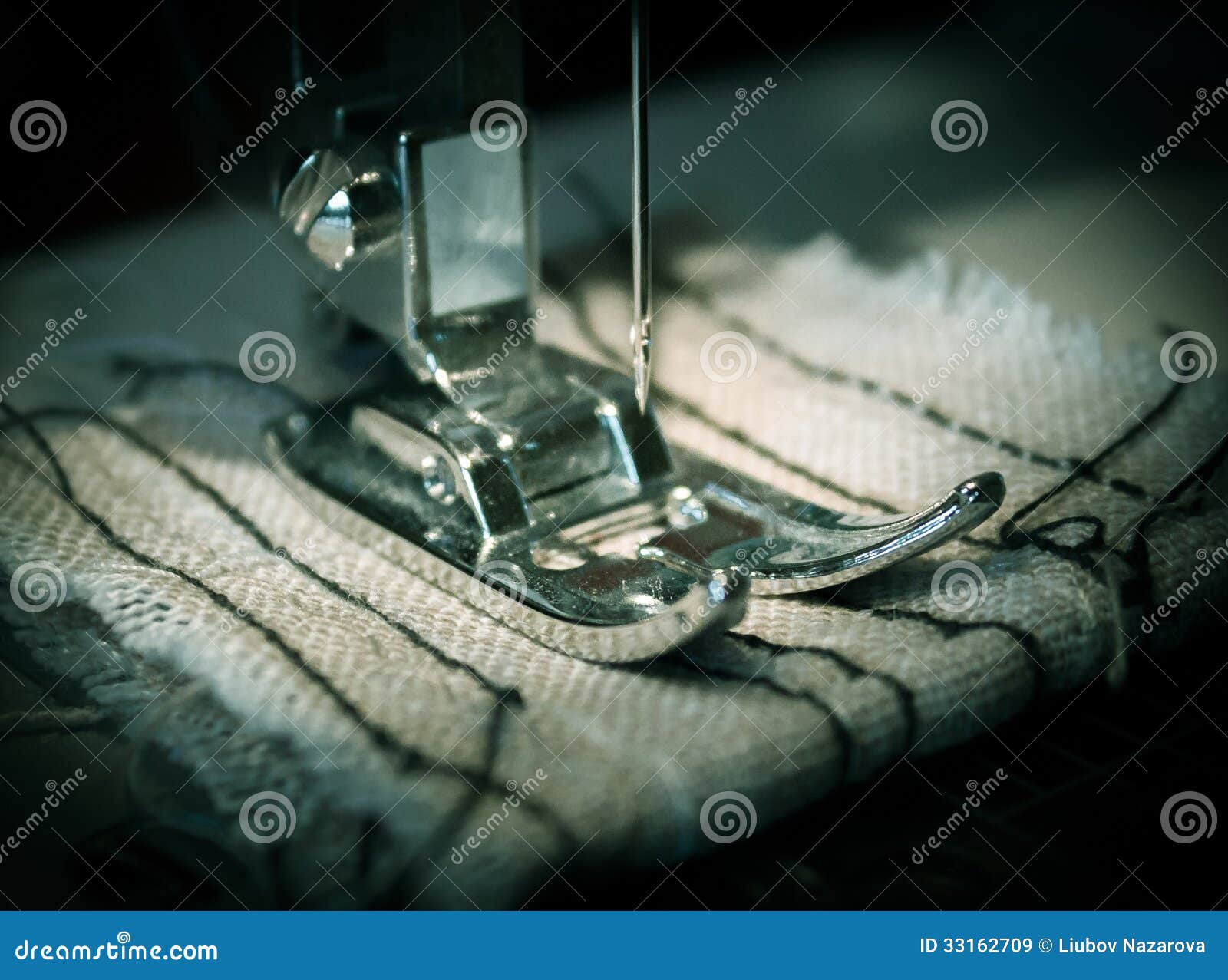 Sewing machine_3 stock image. Image of craftsmanship 33162709