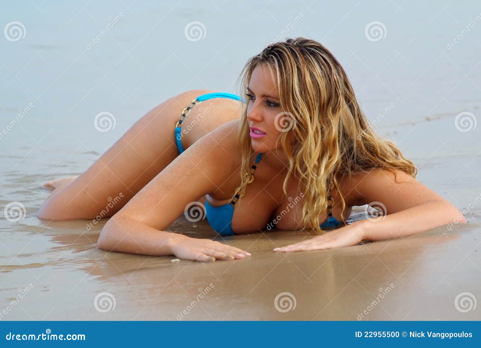 151,090 Beach Bikini Girl Stock Photos
