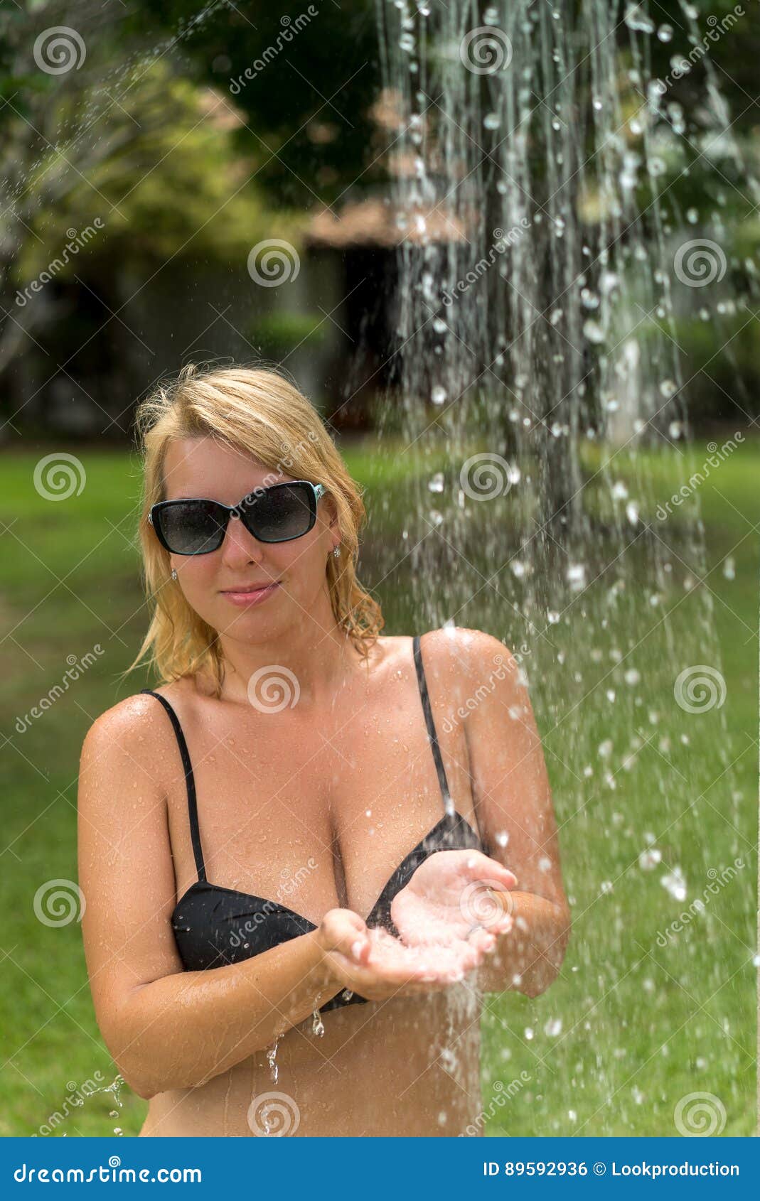 New Sex Images - Taking a shower outside Hot video Public group sex