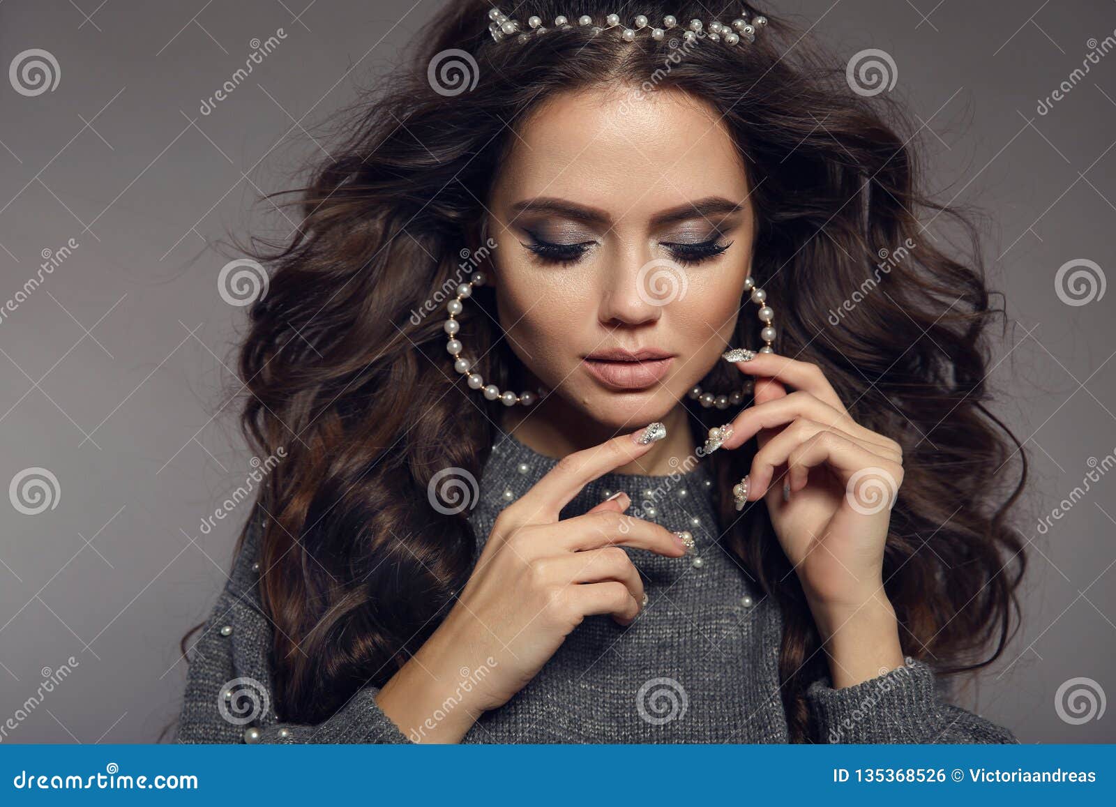 Brunette Portrait Beauty Makeup Pearls Jewelry Set Curly Long Hair Style Manicured Nails 