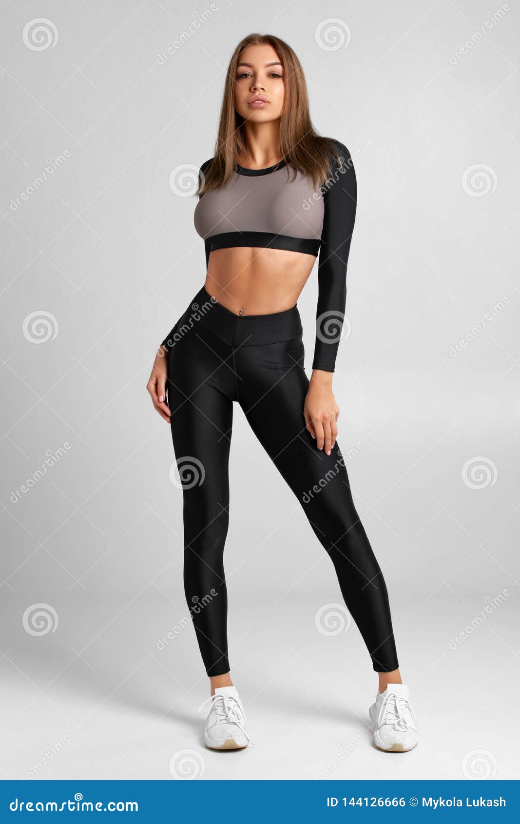 Beautiful Fitness Woman Outdoors. Athletic Girl in Leggings Stock Image -  Image of sport, sportswear: 254176099