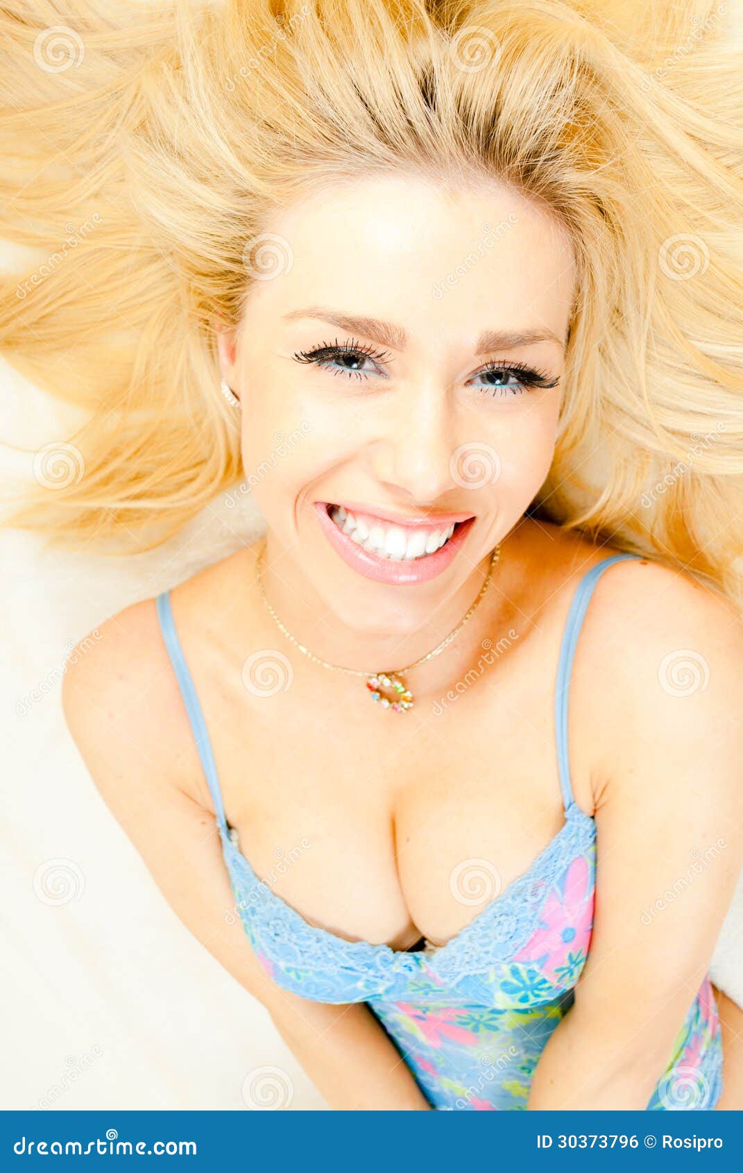 sexy ann hot blond girl