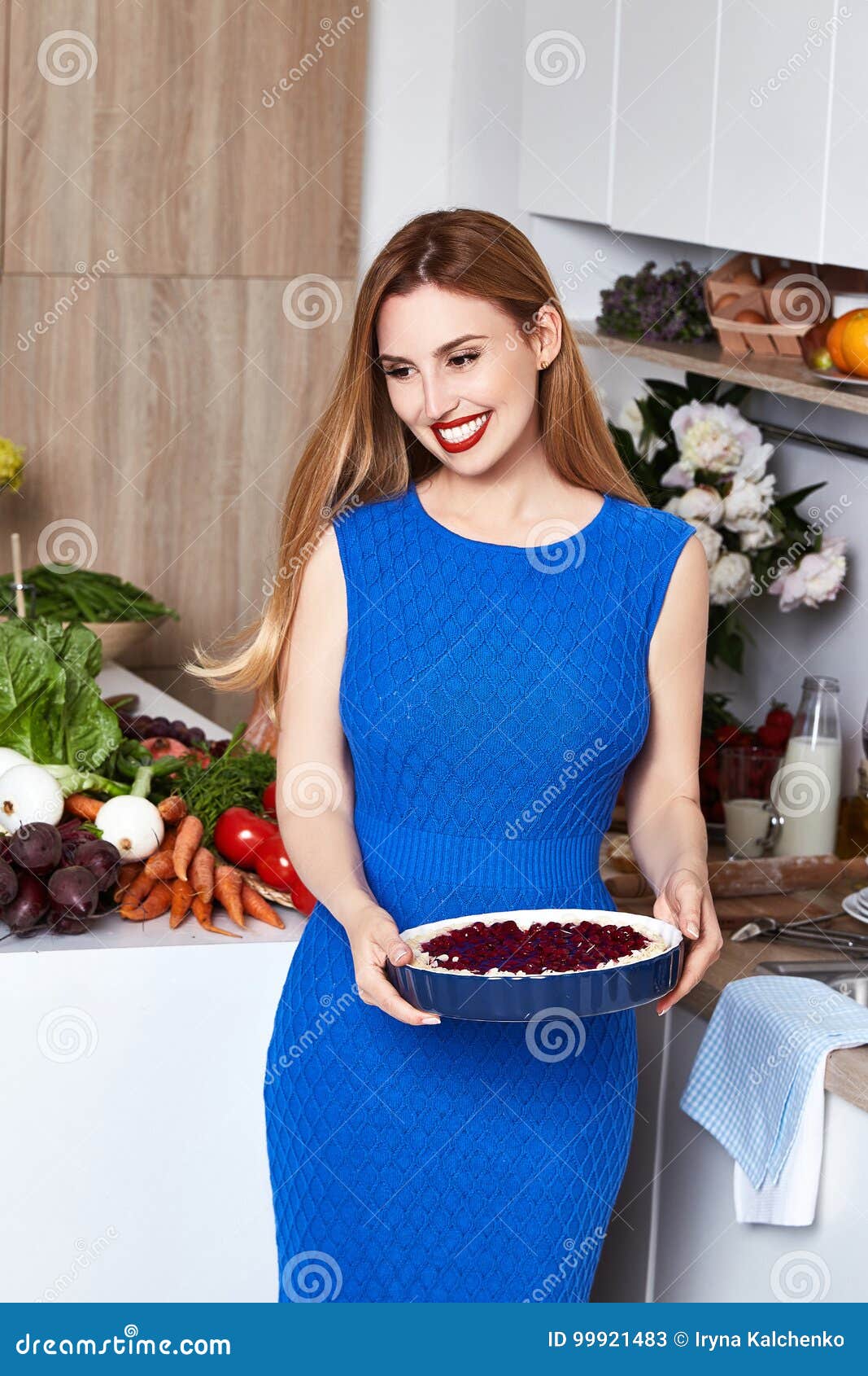 Pretty Beautiful Woman with White Teeth Smile Wear Slim Fit Stock Image -  Image of housewife, mistress: 99921483