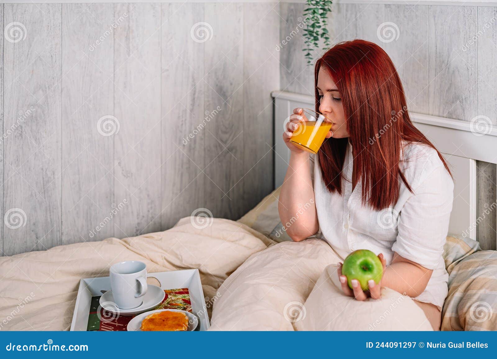 180 Sexy Girl Drinking Orange Juice Photos Free Royalty Free Stock Photos From Dreamstime