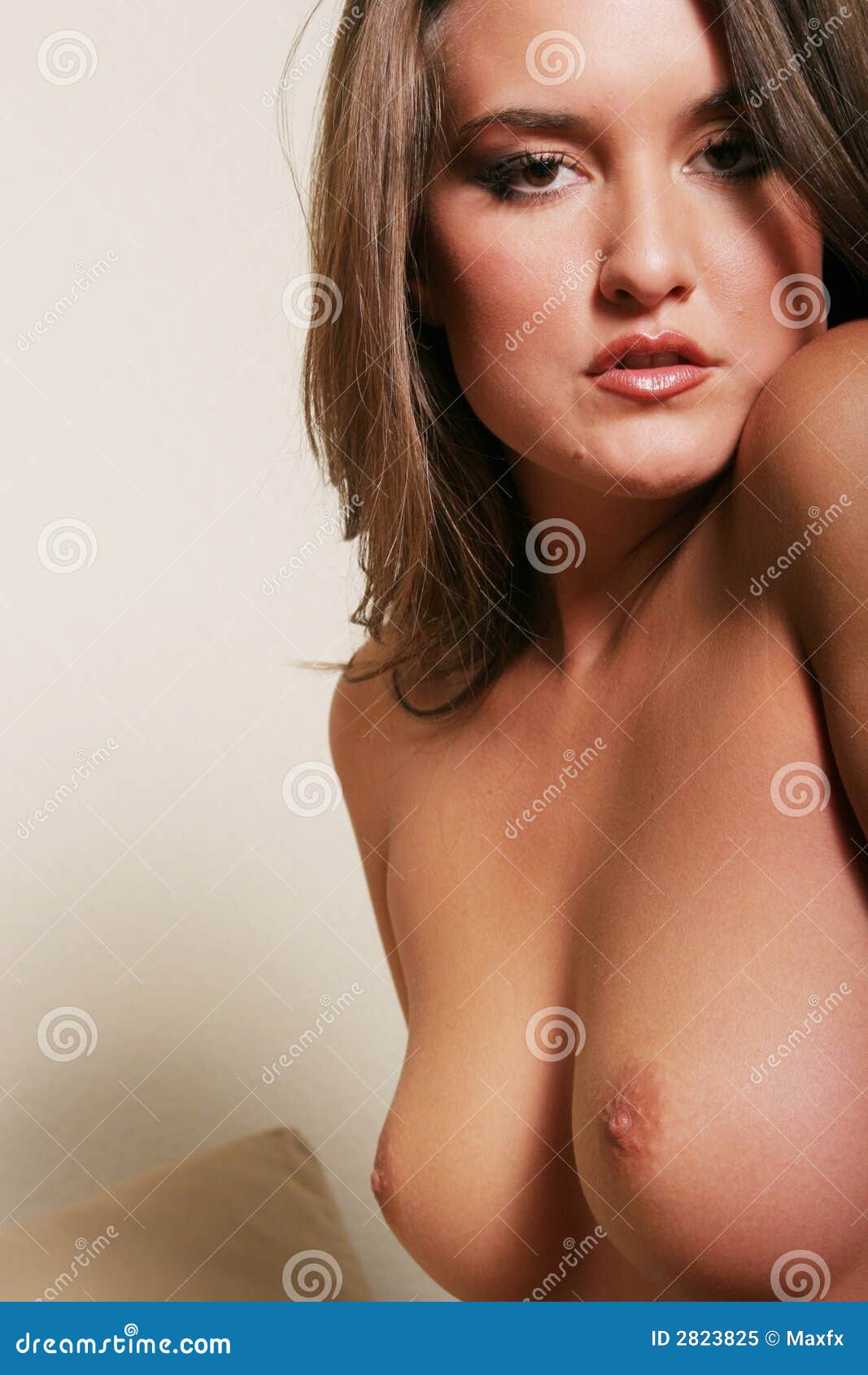 Hot Women Topless 106