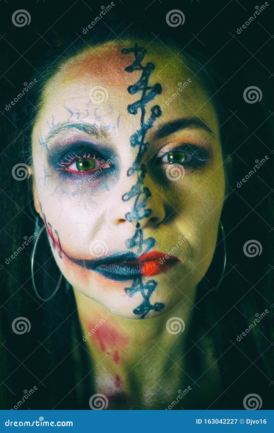 Witch With Halloween Make Up. A Creepy Female Halloween Makeup Of A Witch  With A Bloody Face Stock Image - Image Of Blood, Black: 163042227