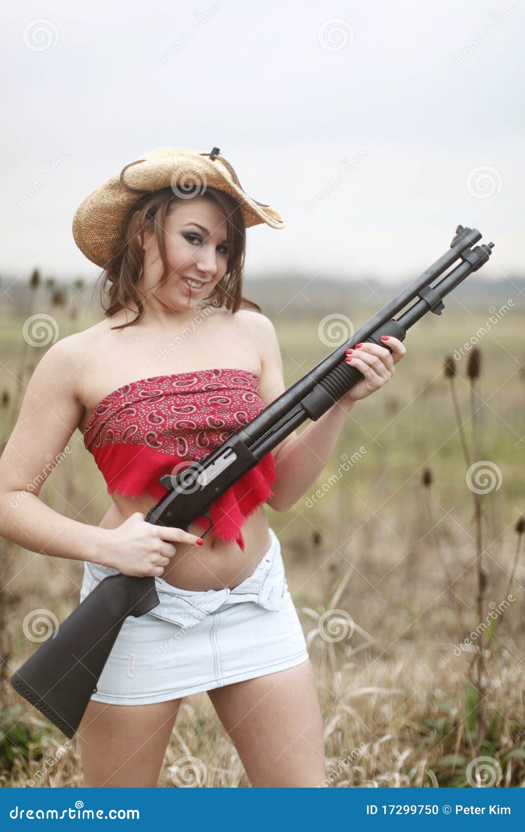Sexy Women With Shotguns