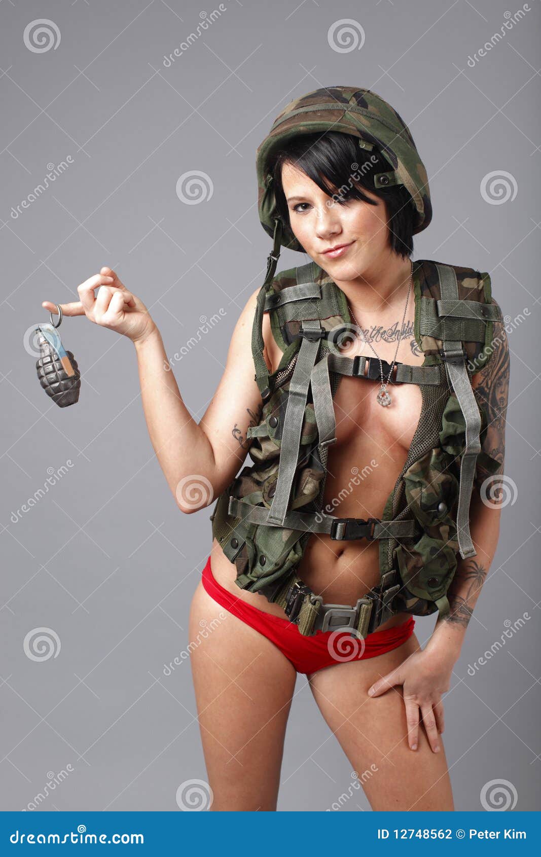 Sexy Women In Military Gear 2