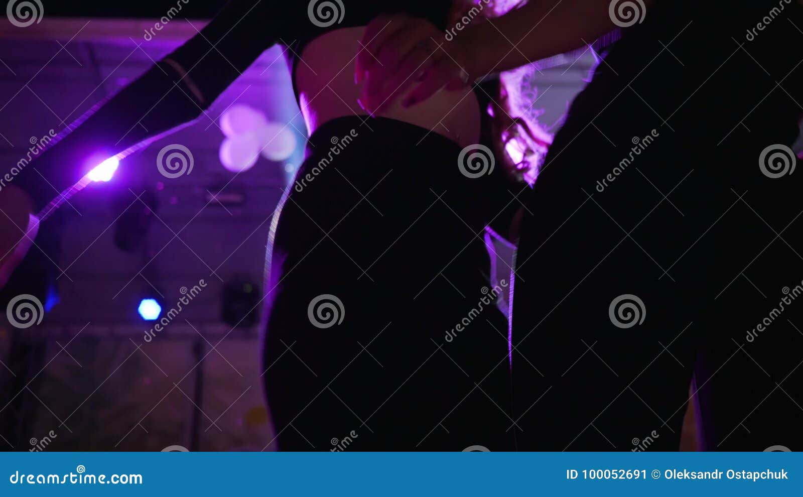 800px x 450px - Women Dancing at Night Party, Close Up Two Girls Energy Dance, Young Women  Dancing at Disco Club, Dance Party Stock Video - Video of nightlife, nice:  100052691