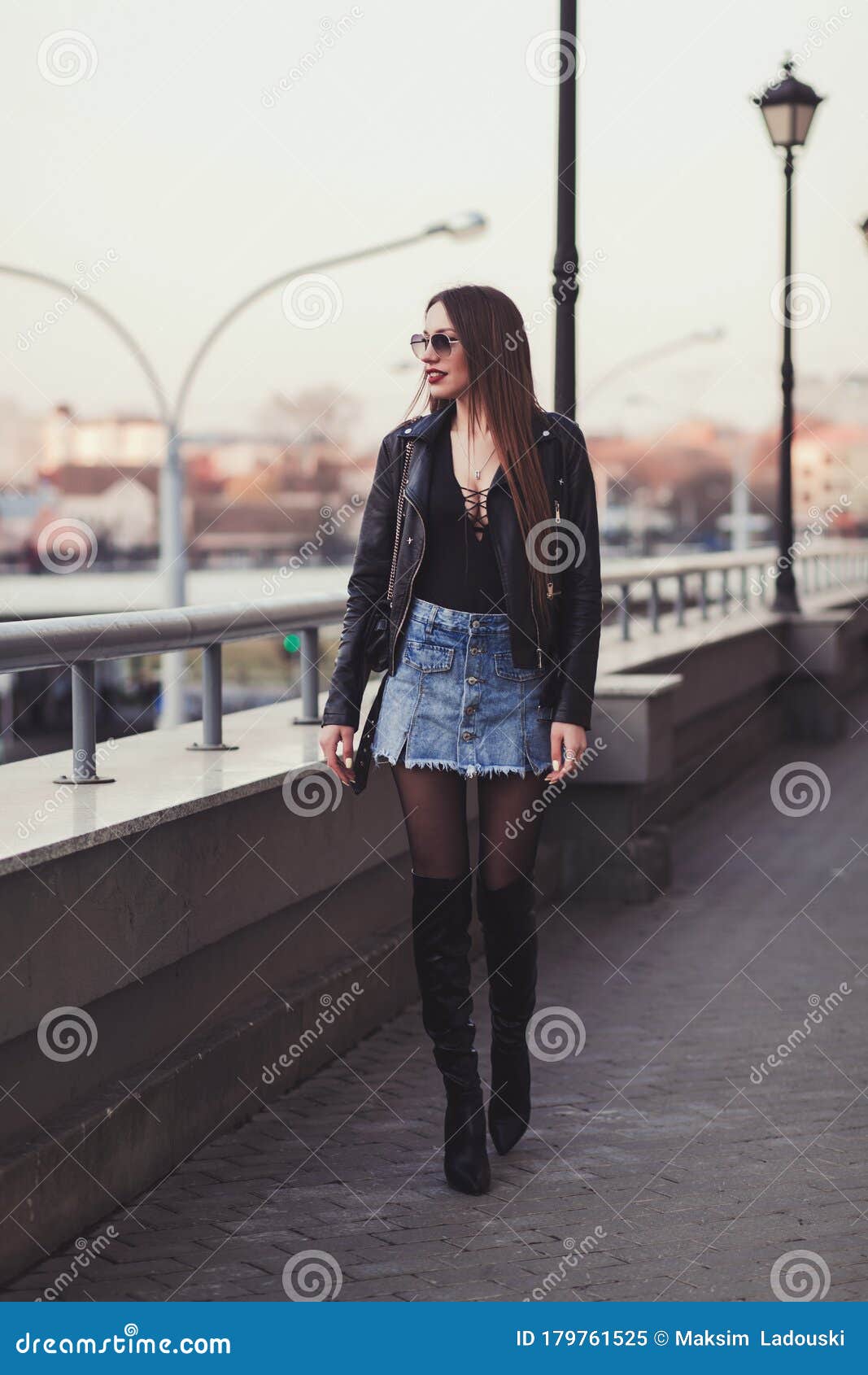 Young Woman Walking in a City Stock Image - Image of attractive, legs ...