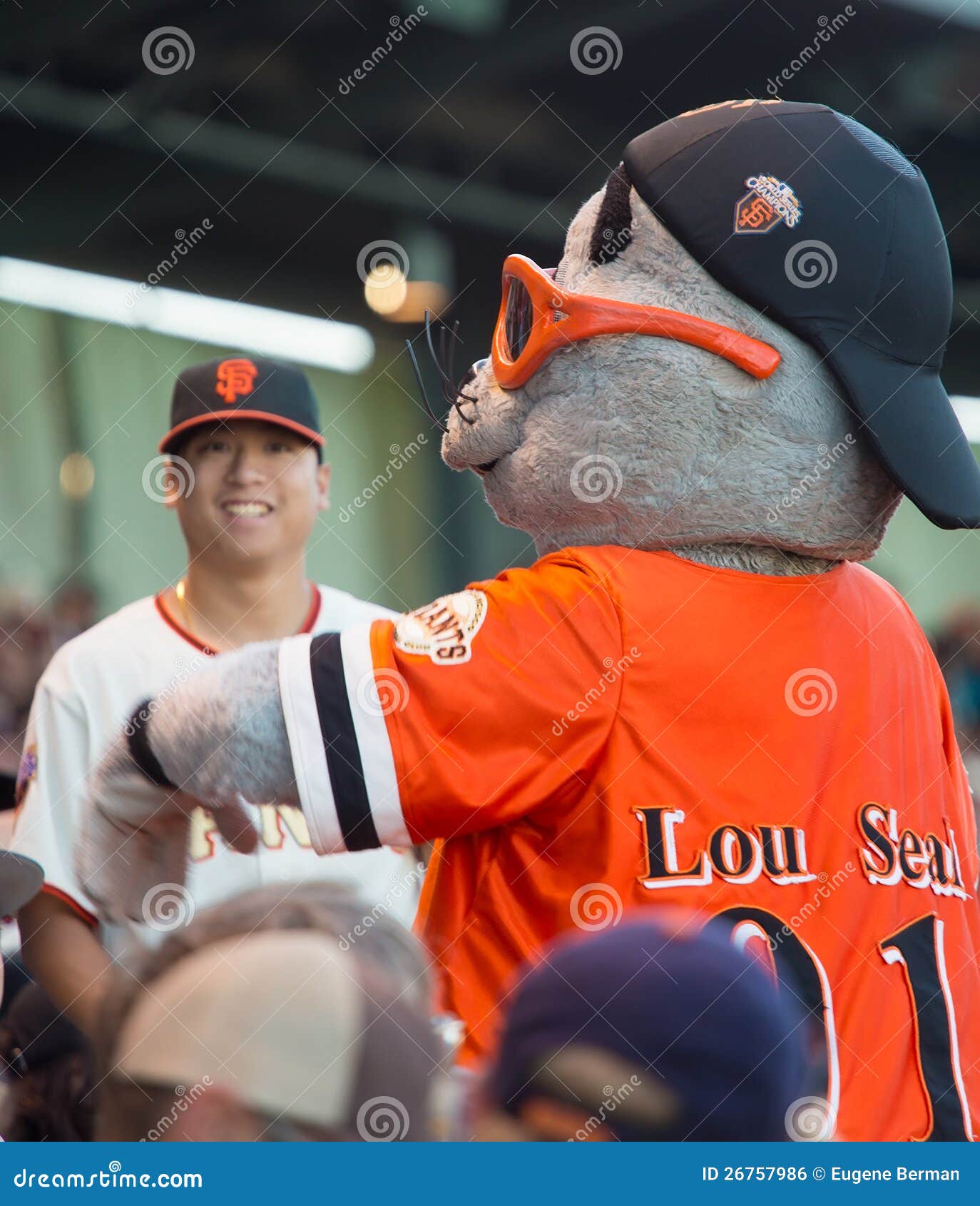 SF Giants Lou Seal Mascot editorial photo. Image of game - 26757986