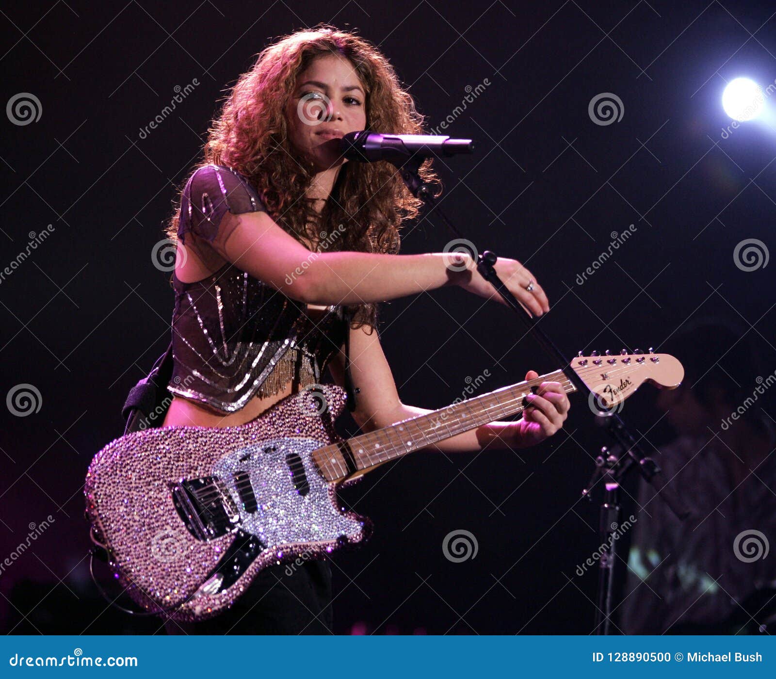 Shakira Performs in Concert Editorial Image - Image of latin, actress