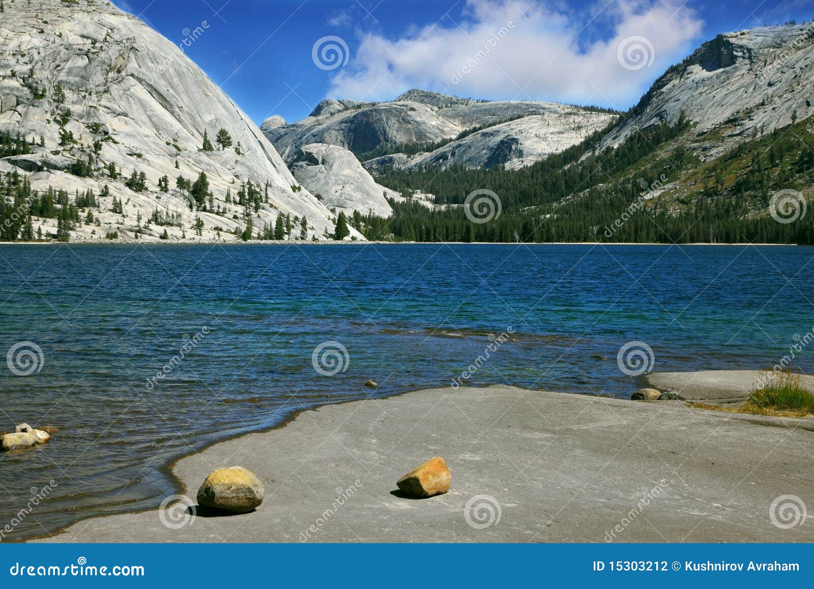The shallow lake stock photo. Image of famous, green 15303212