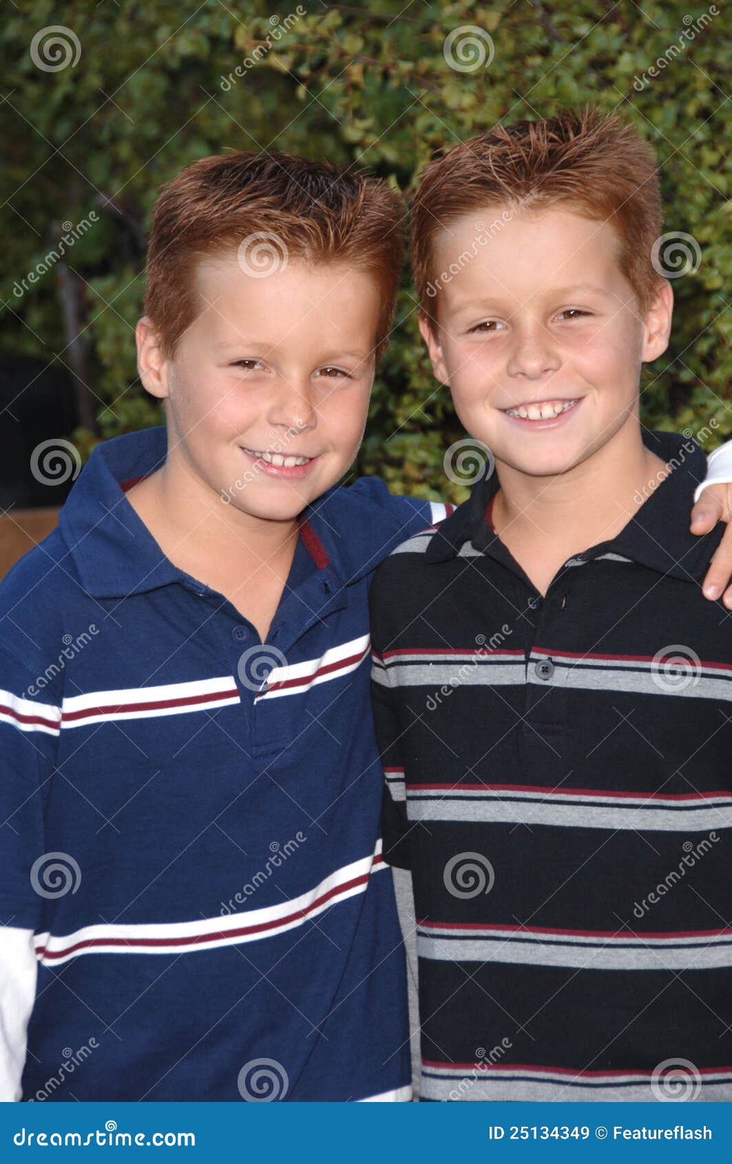 Shane Kinsman editorial stock image. Image of brett, paul - 25134349, image size:1063x1690