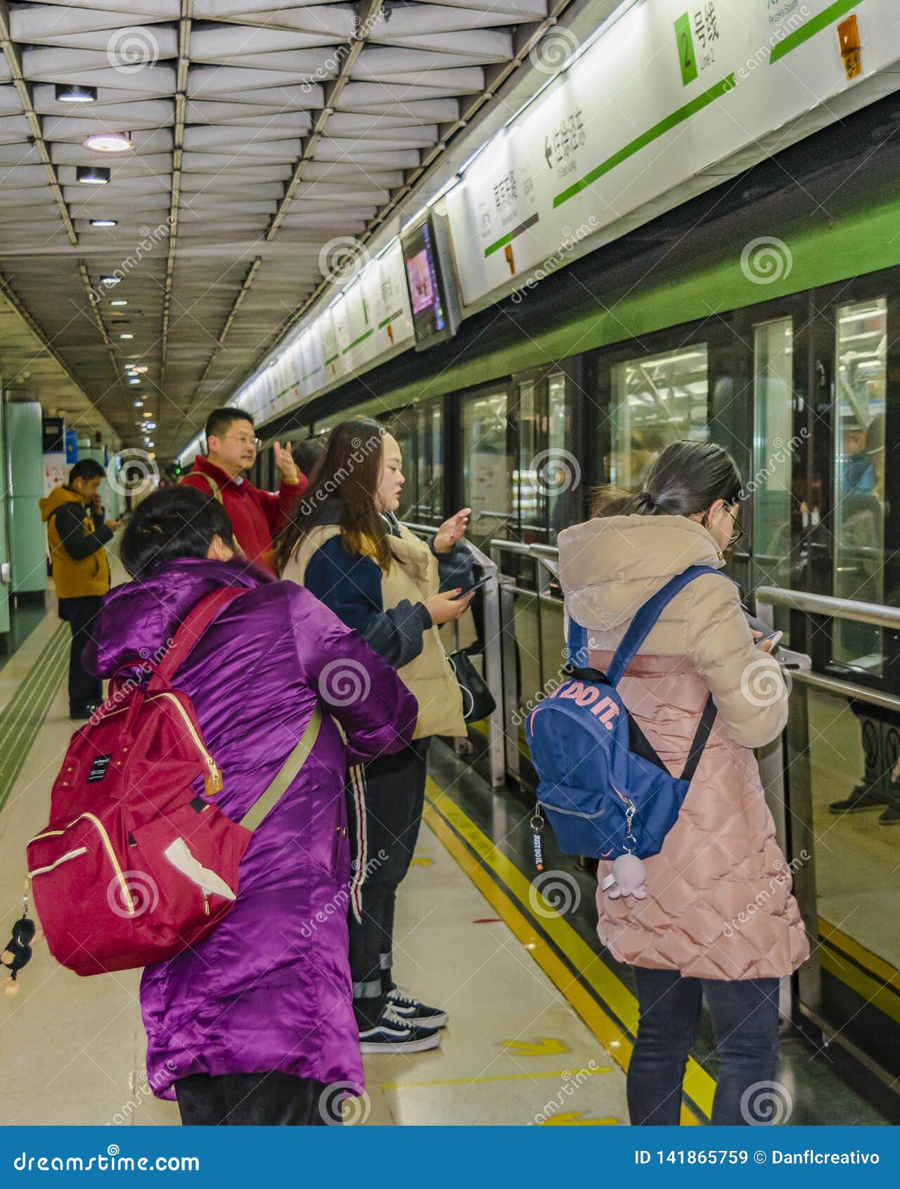 Travel Time Shanghai Metro Mime 2 - Madrid Metro Rapid Transit Chamberxed London Underground ...