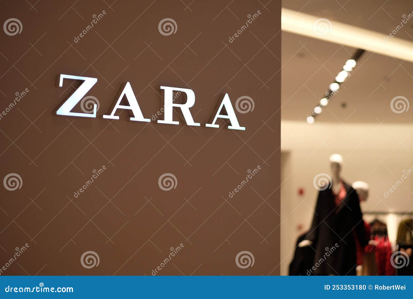 4,719 Zara Logo Stock Photos, High-Res Pictures, and Images - Getty Images