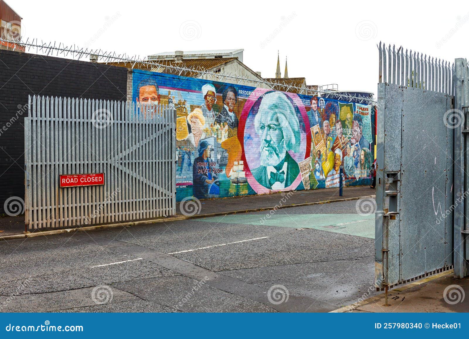 Shankill Road in Belfast editorial image. Image of britain 257980340