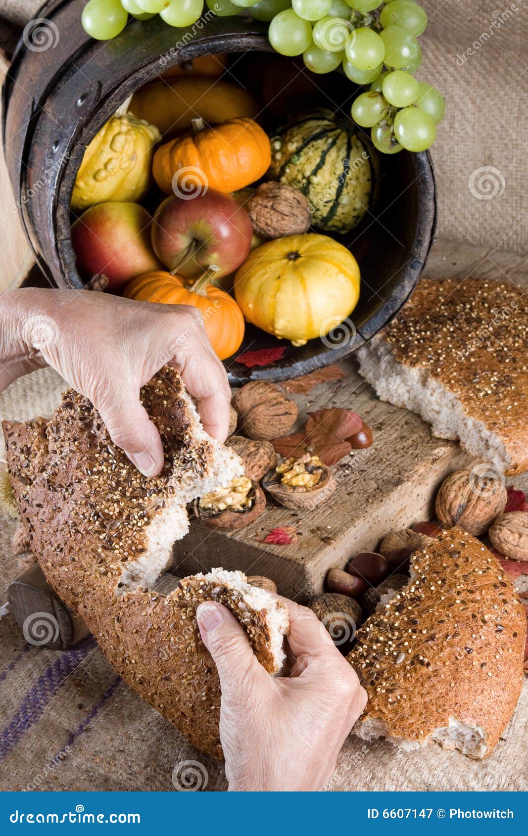 Sharing Bread Stock Image Image Of Bakery Holidays Ingredients 6607147