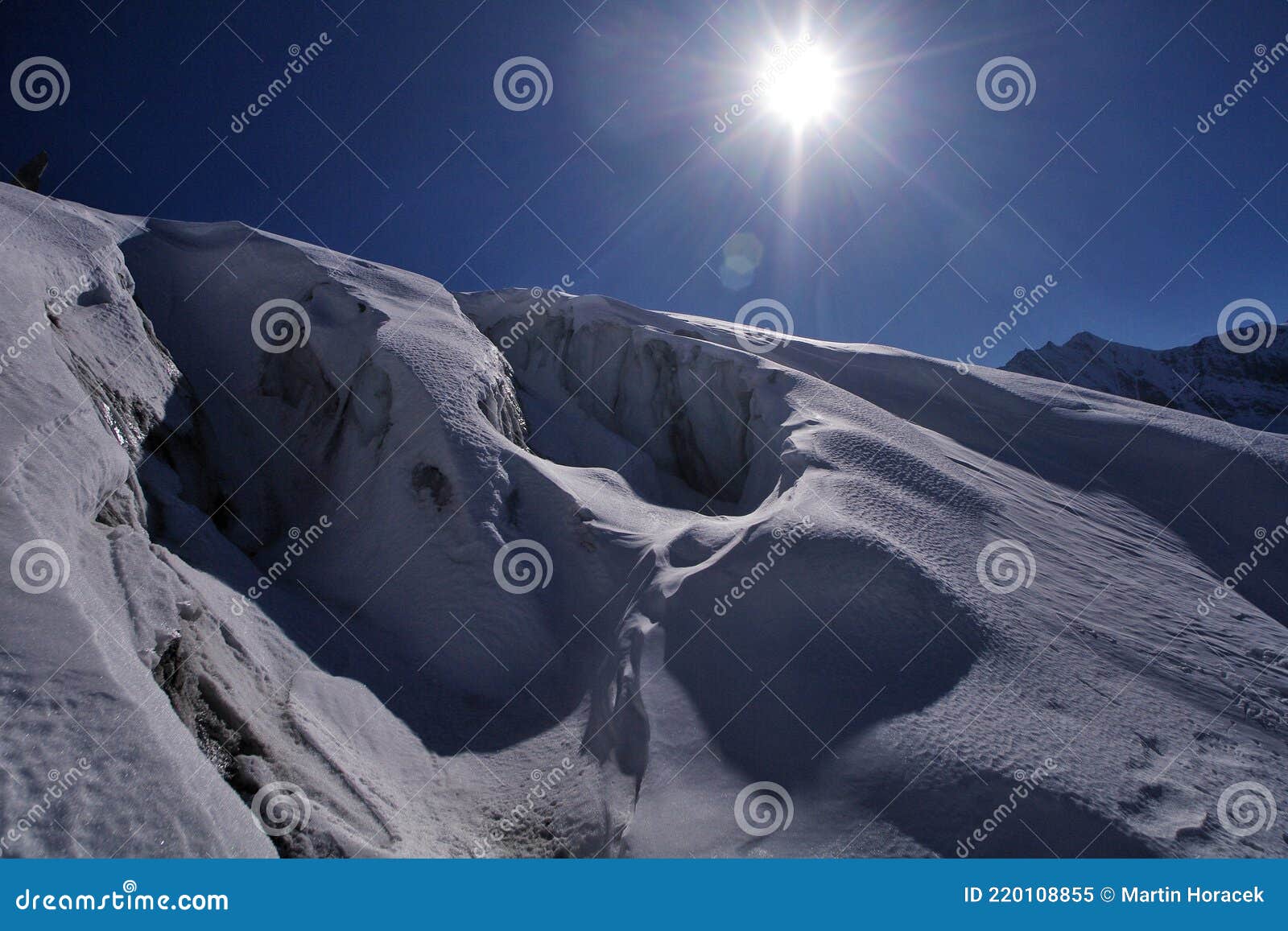 sharp sun on the furtschaglkees glacier.