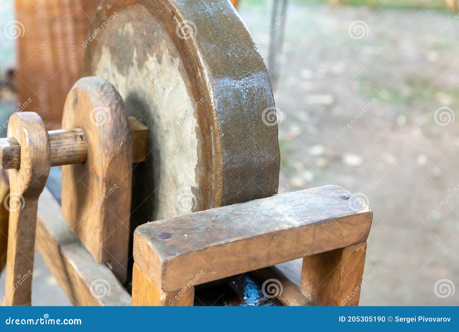 Sharpening Stone for Sharpening Knives and Scissors Stone Disc Stock