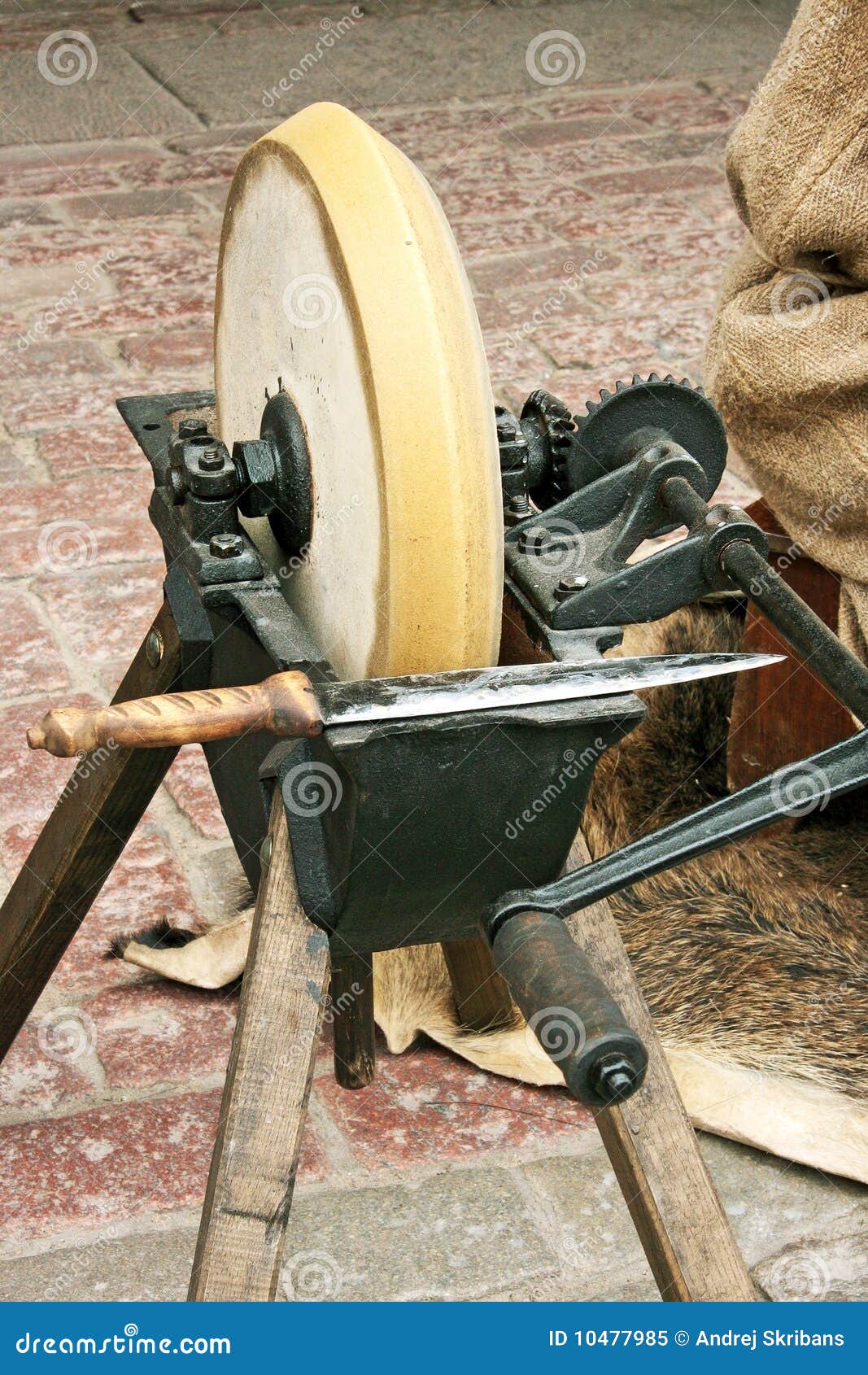 Sharpening Wheel And Old Knife Stock Image - Image of past, keller