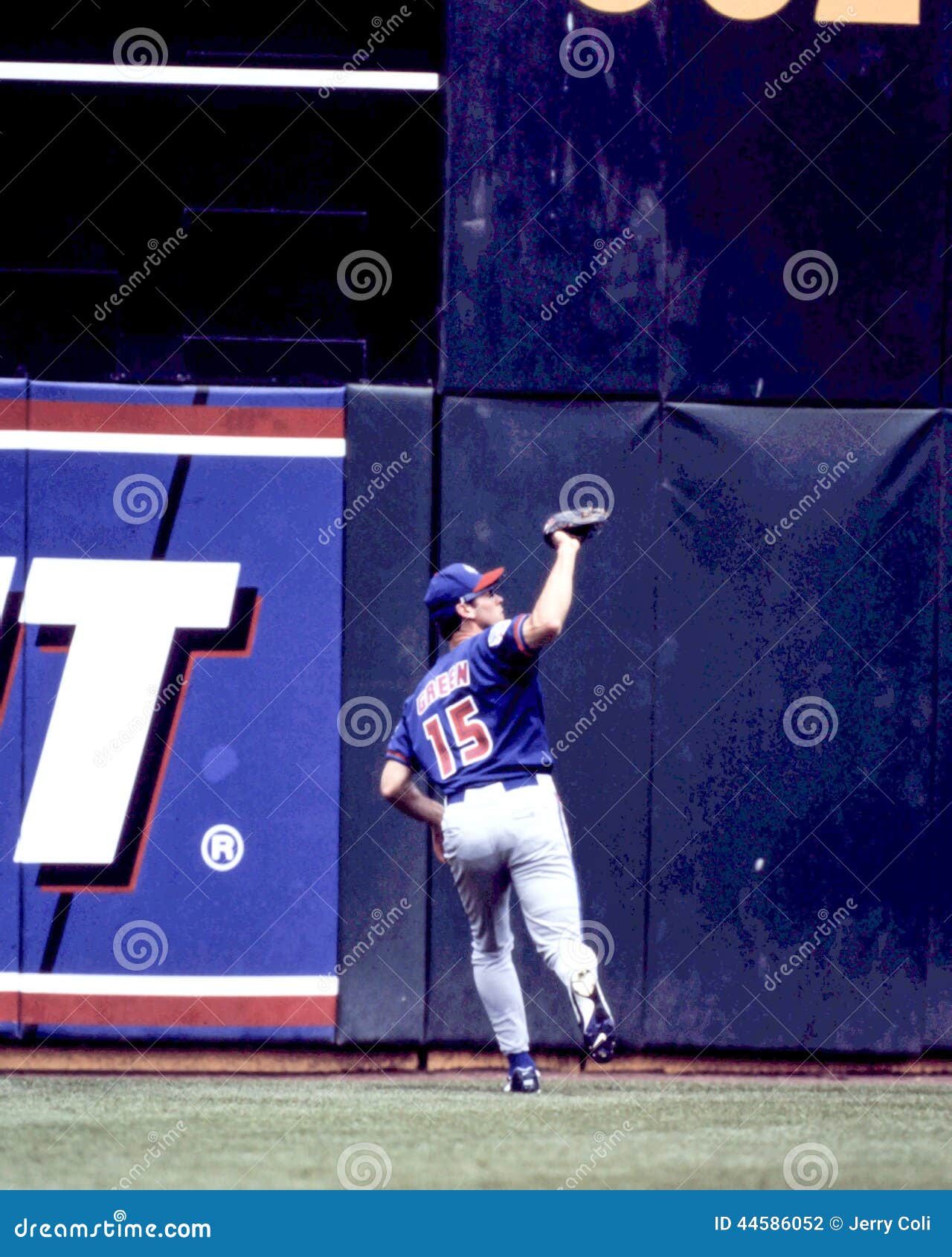 blue jays home jersey colour