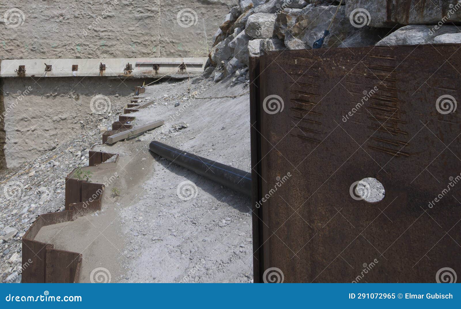 Sheet Piling Retaining Wall in Hydraulic Engineering Stock Image Image of building, supply