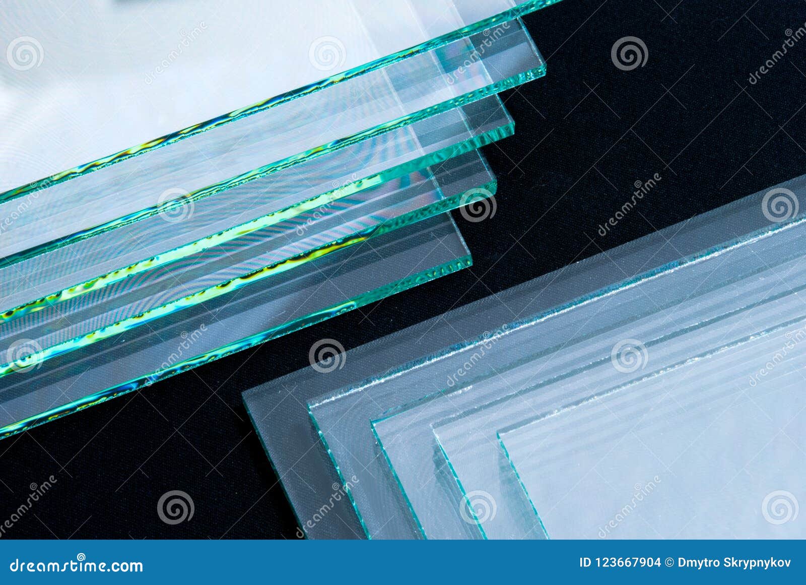 Sheets of Factory Manufacturing Tempered Clear Float Glass Panels Cut