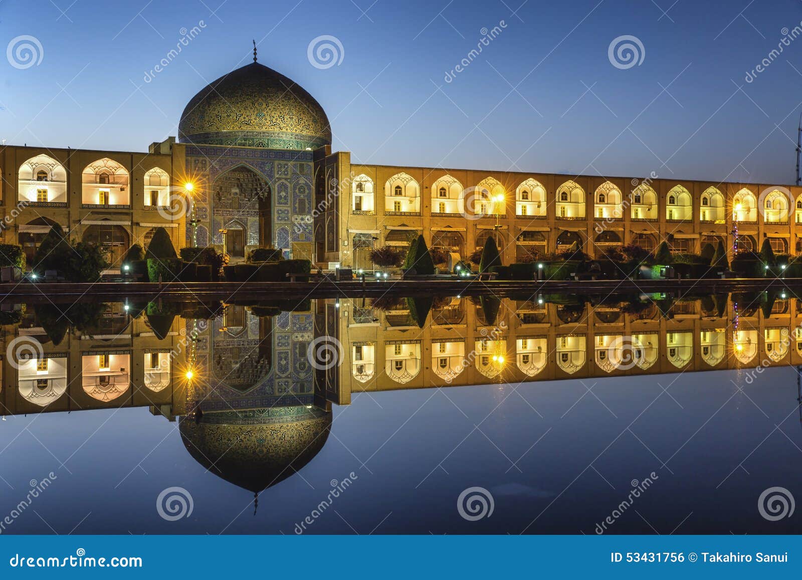 sheikh lotf allah mosque in isfahan iran