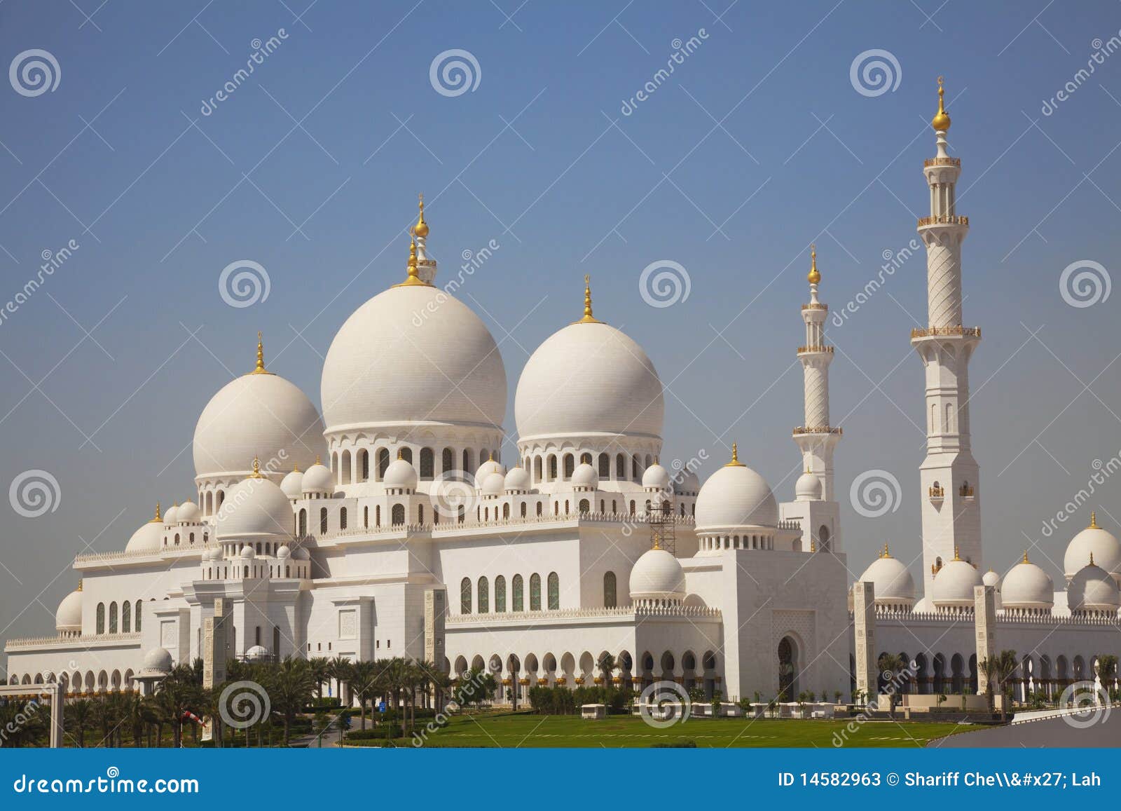 sheikh zayed grand mosque, abu dhabi, uae