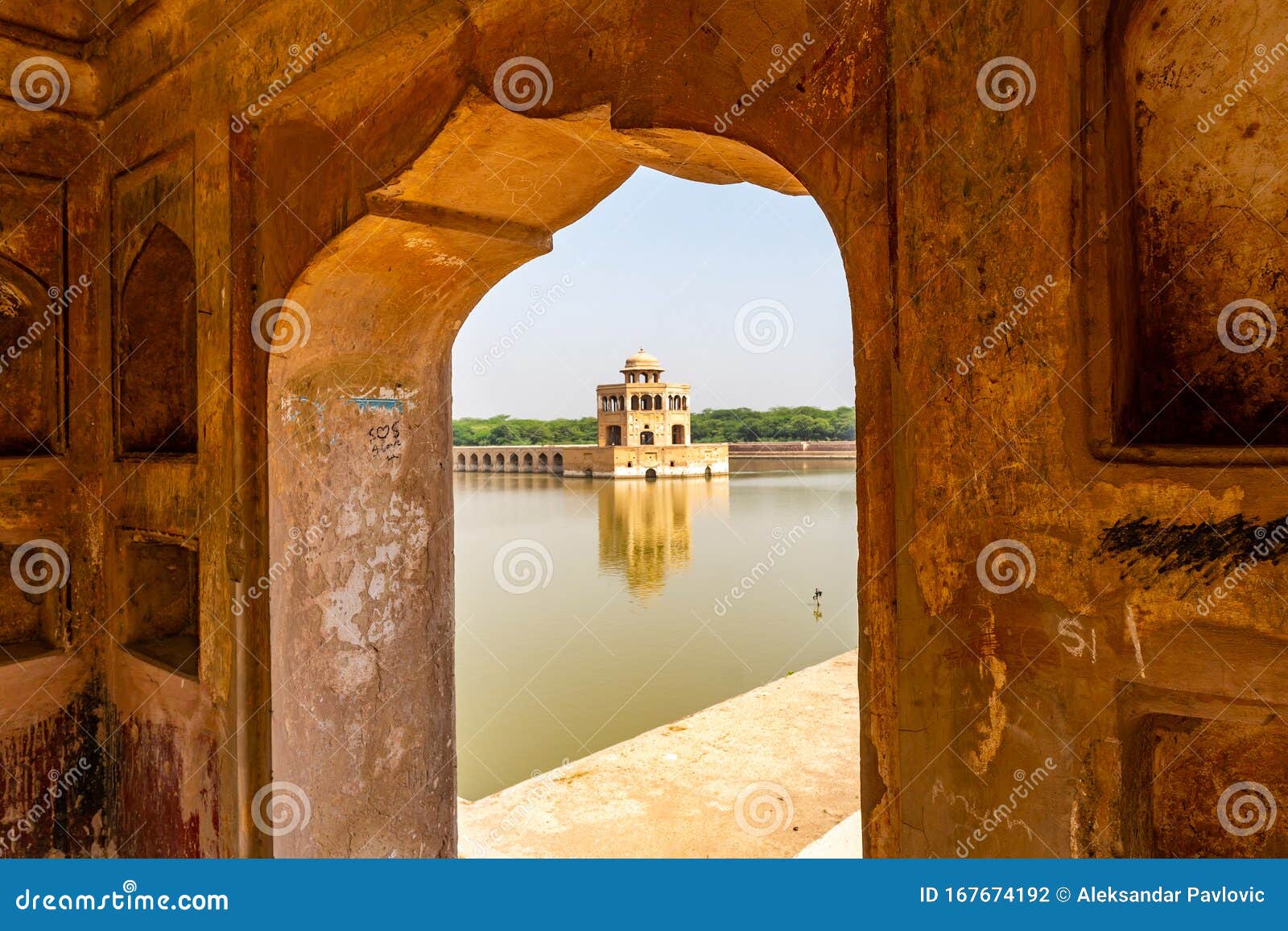 sheikhupura hiran minar 03