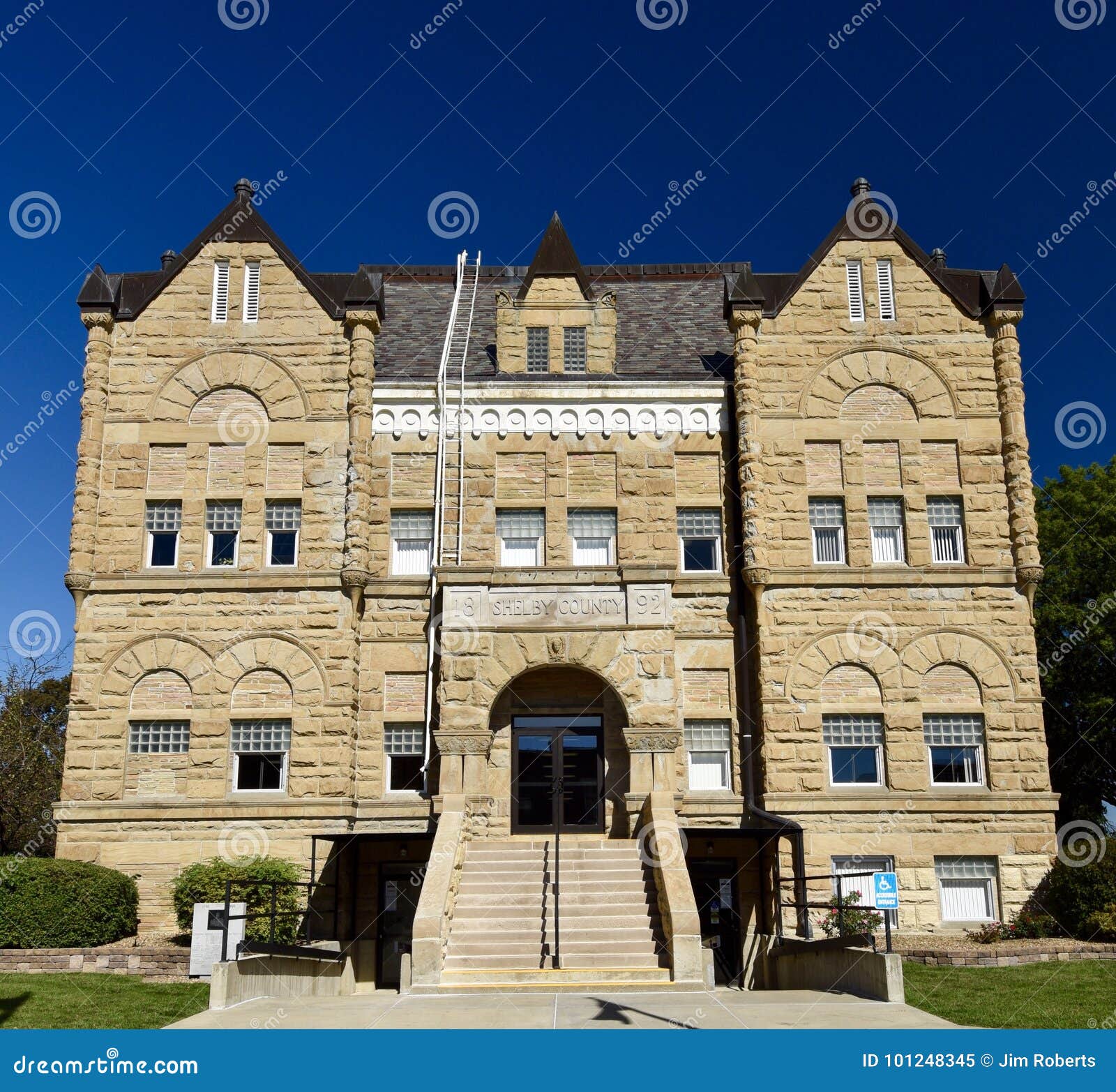 Shelby County Courthouse editorial image. Image of richardsonian