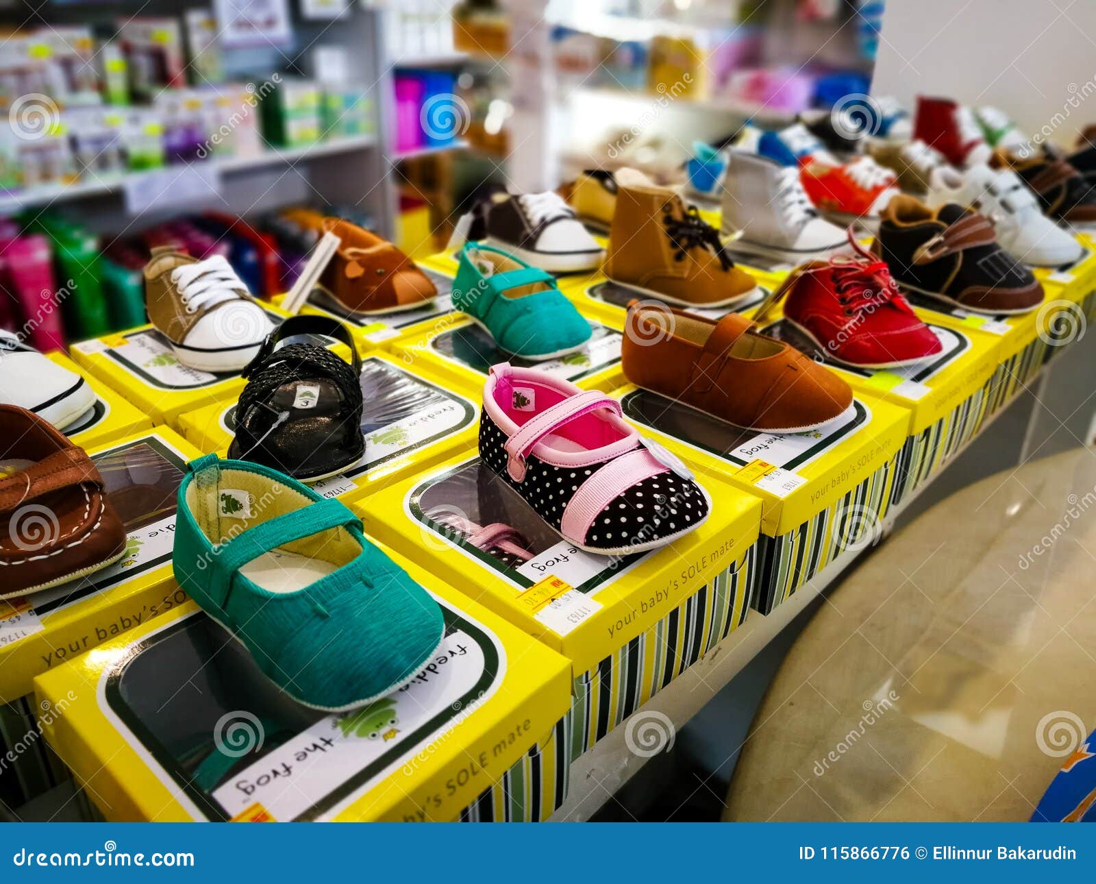 baby shoes shop