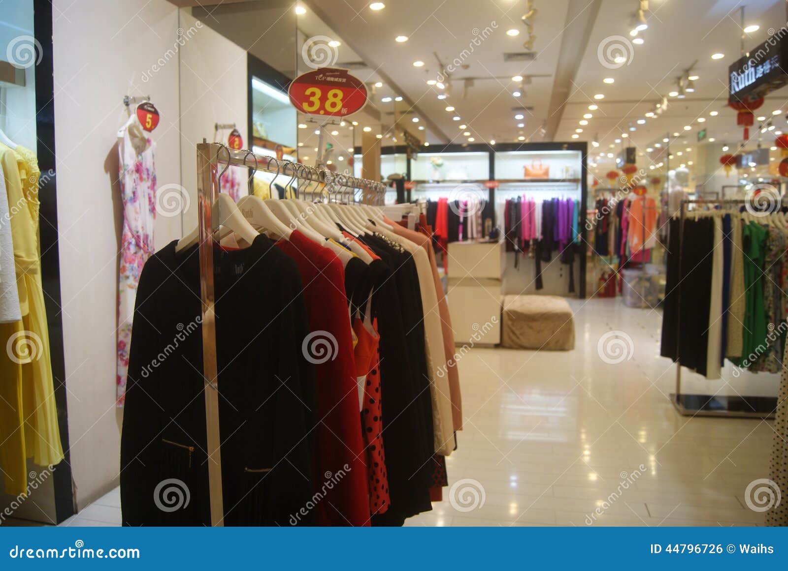 Shenzhen, China: Clothing Store Editorial Photo - Image of interior ...