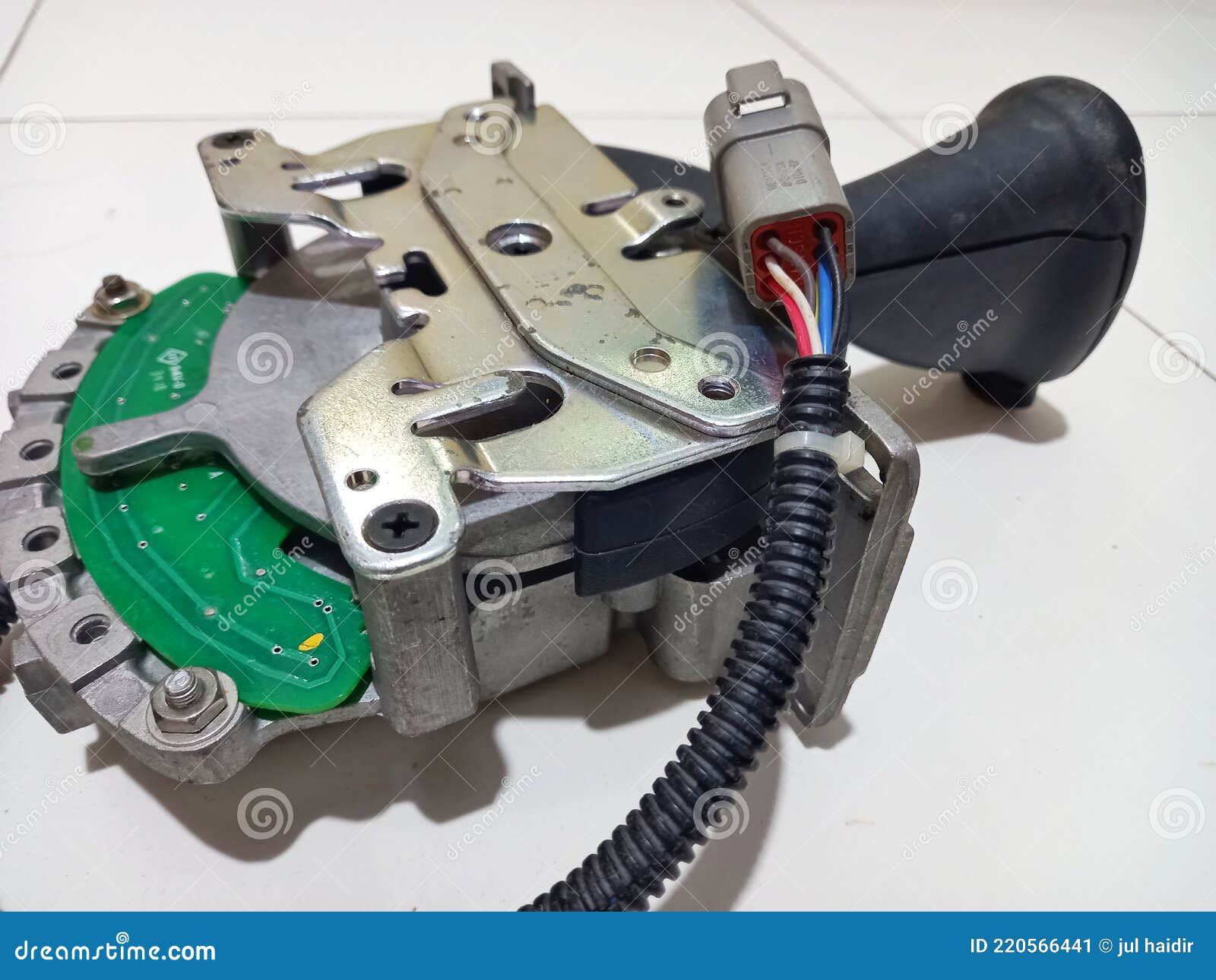 Shift Lever for Heavy Equipment Vehicle Components Such As Mining Trucks from Neutral To Forward