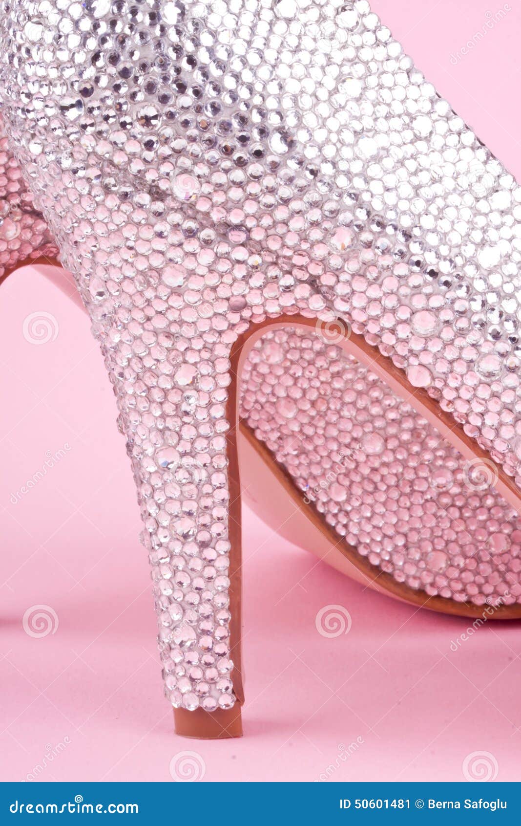 Luxurious White Wedding Shoes with High Heels on a Red Background. Rear  View Stock Image - Image of glamour, heels: 183413629