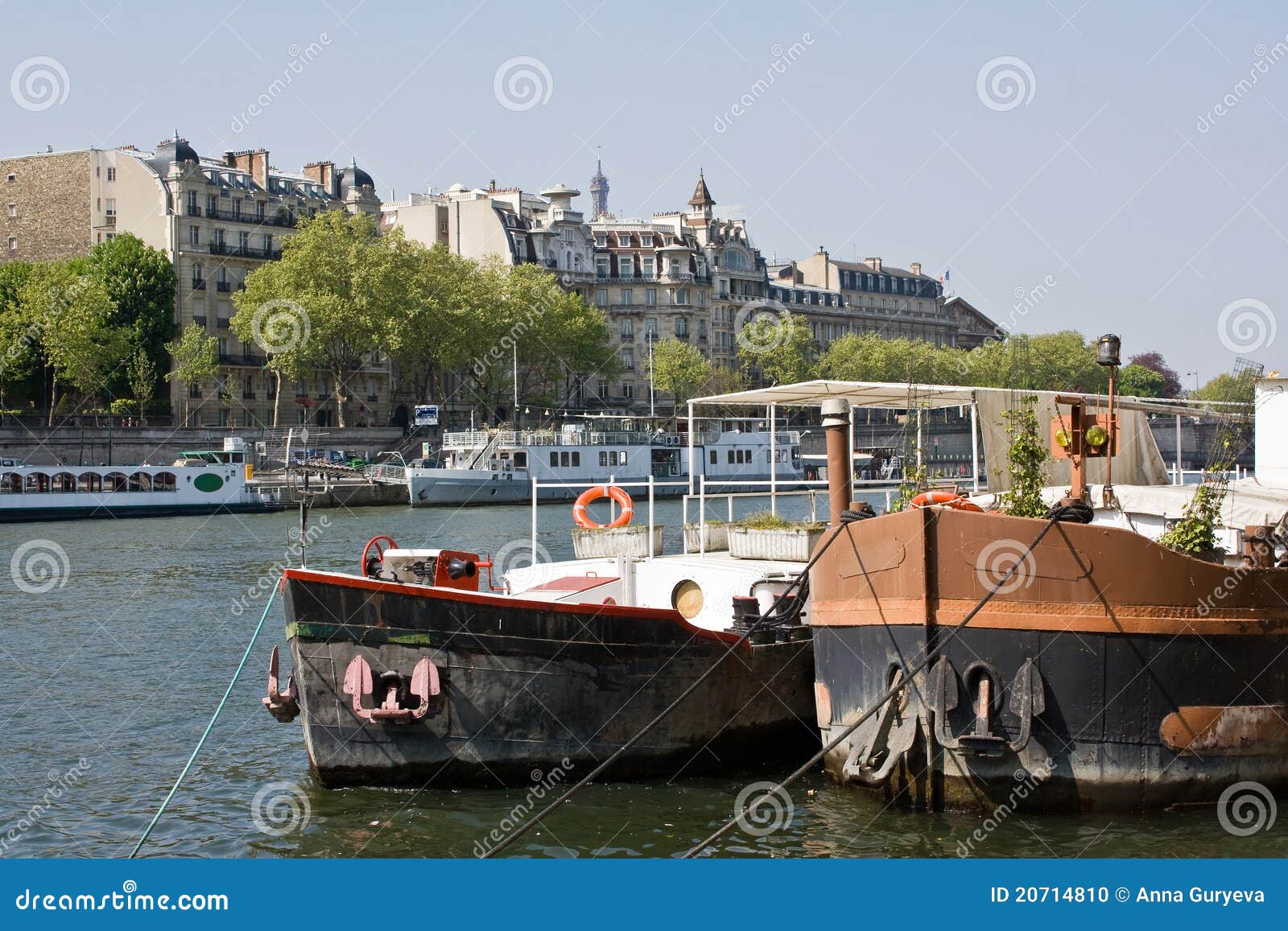 Ships on the Seine, Paris stock photo. Image of boat 20714810