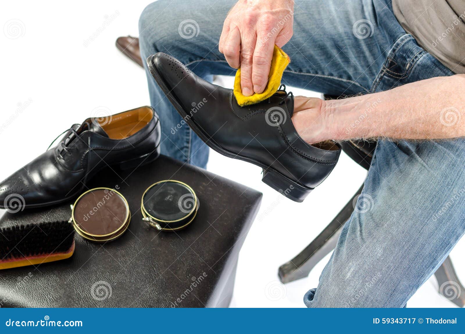 Shoe shining stock image. Image of shiny, shoeshiner 59343717