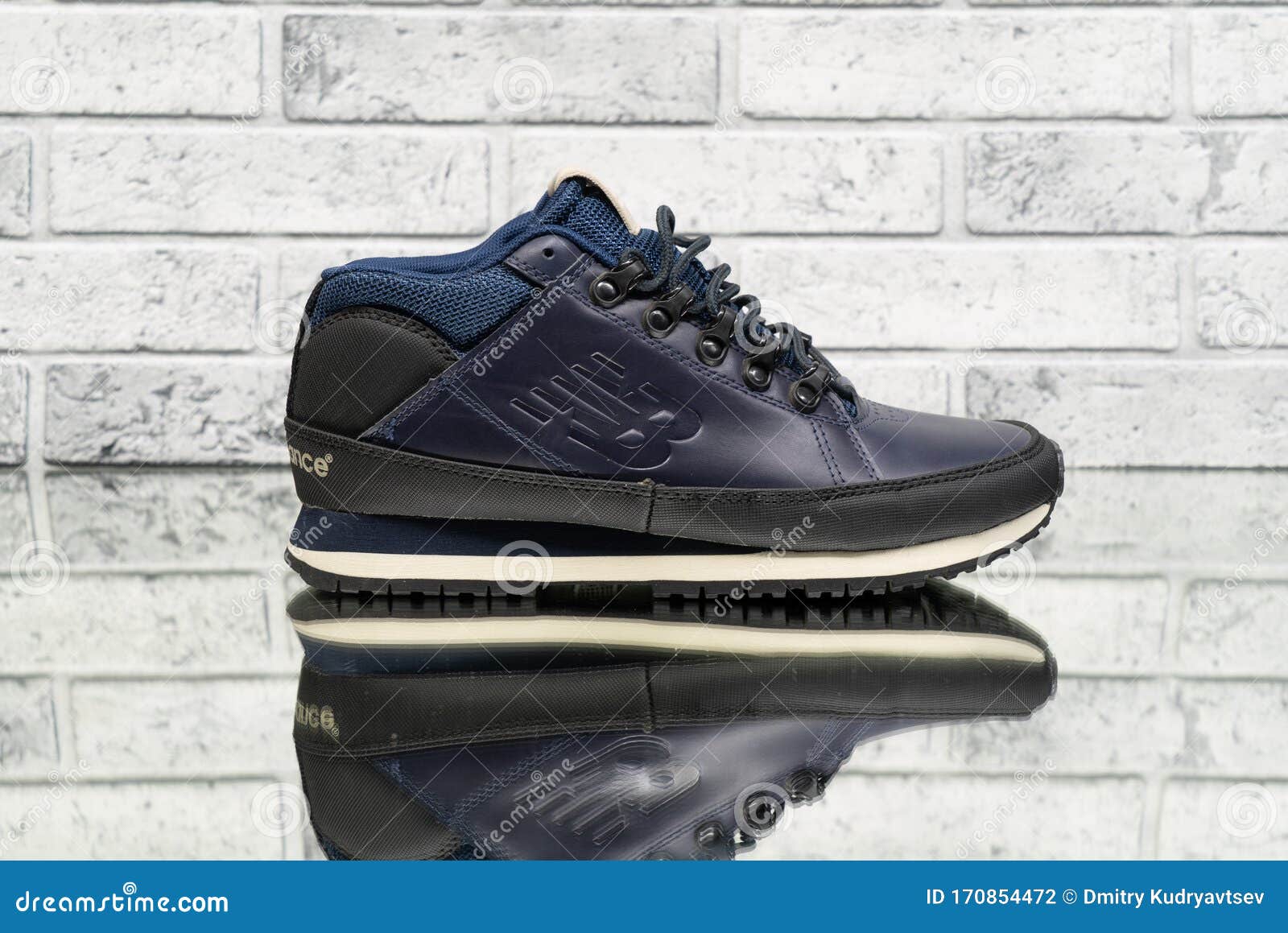 New Balance 754 Fur Leather Dark Navy Sneakers. Editorial Photography -  Image of clothes, balenciaga: 170854472