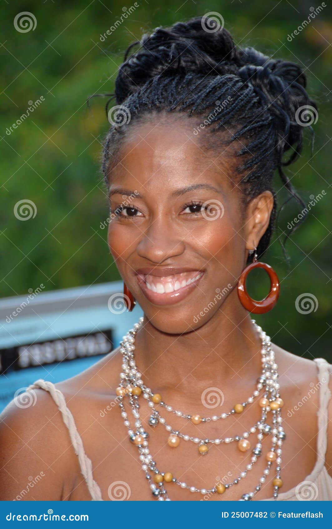 Shondrella Avery editorial photography. Image of june - 25007482