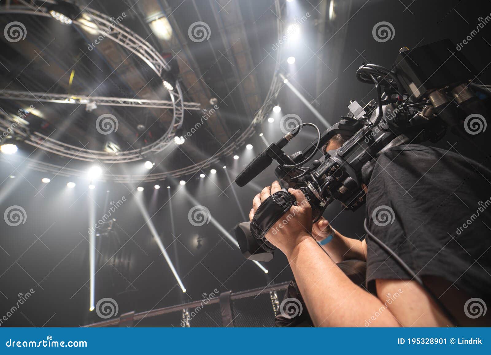 Shooting a Concert on Television Stock Image Image of producer, lens