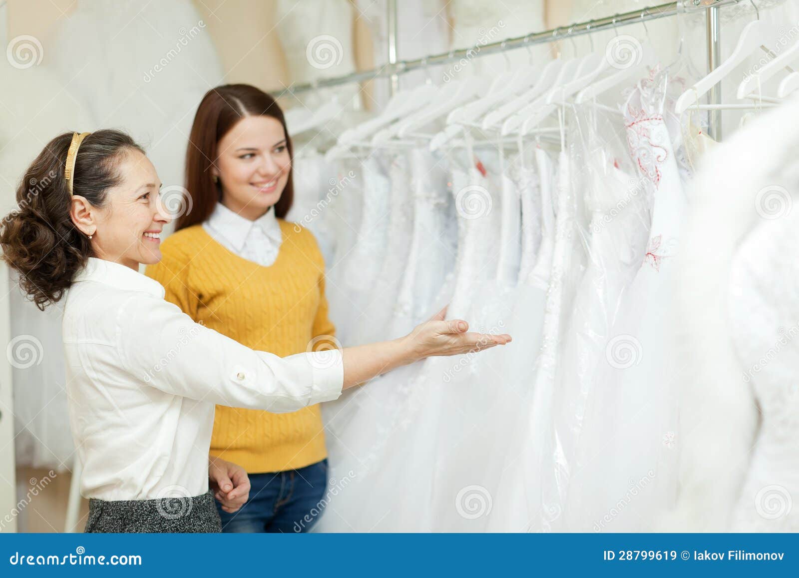 wedding dress assistant name wedding dress assistant name