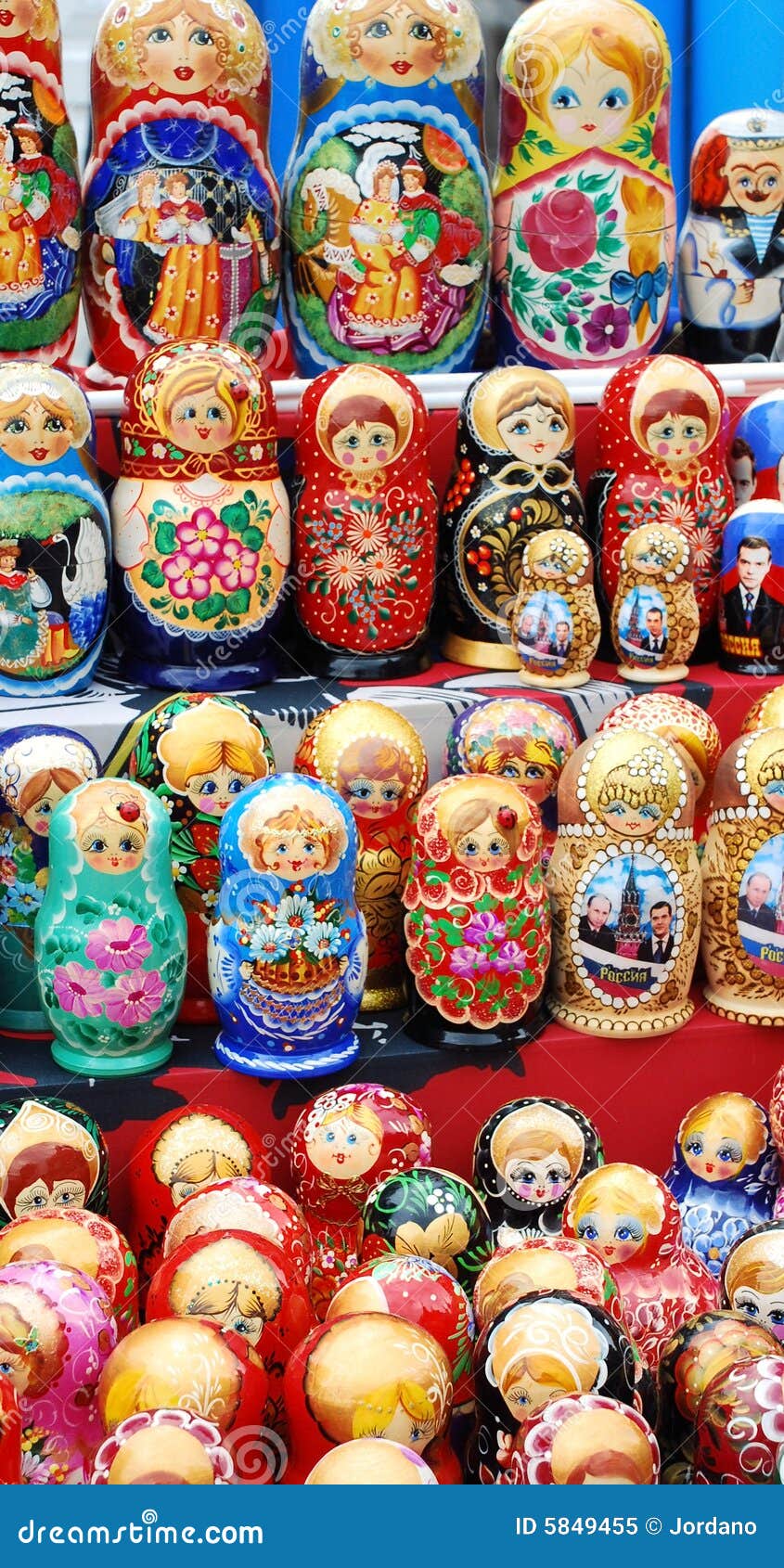 Shop Window with Set of Russian Dolls Stock Image Image of nesting