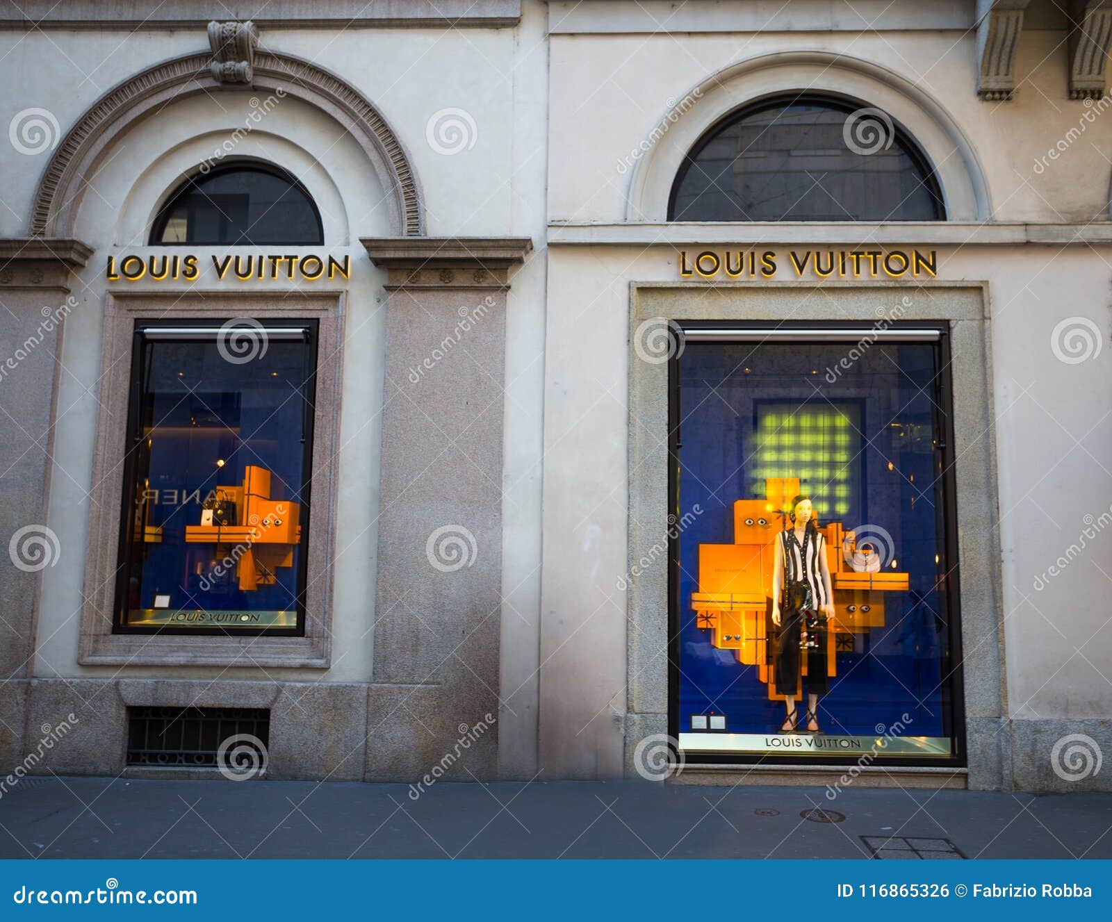 Shop Windows Of A Louis Vuitton Shop In Milan - Montenapoleone Area, Italy. Editorial Photo ...